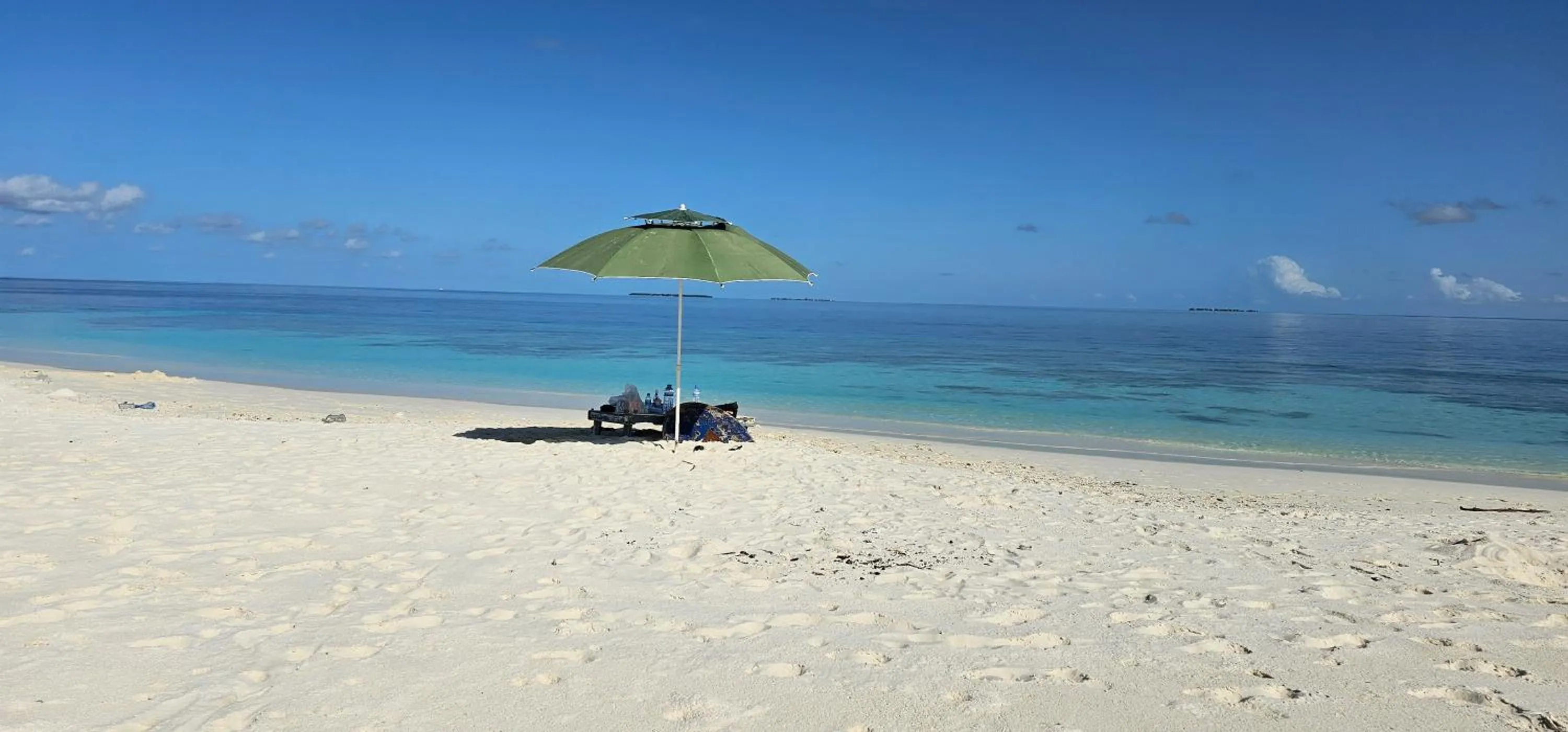 Beach in Turtle Maldives - Your Gateway to the Beach & Marine Adventures Await!
