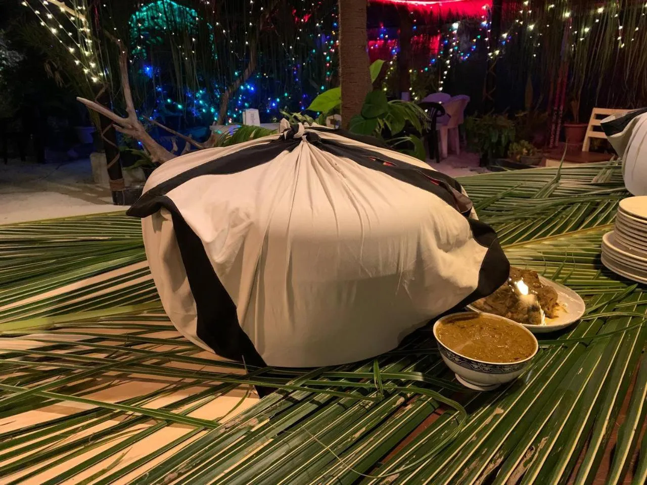 Restaurant/places to eat in Turtle Maldives - Your Gateway to the Beach & Marine Adventures Await!