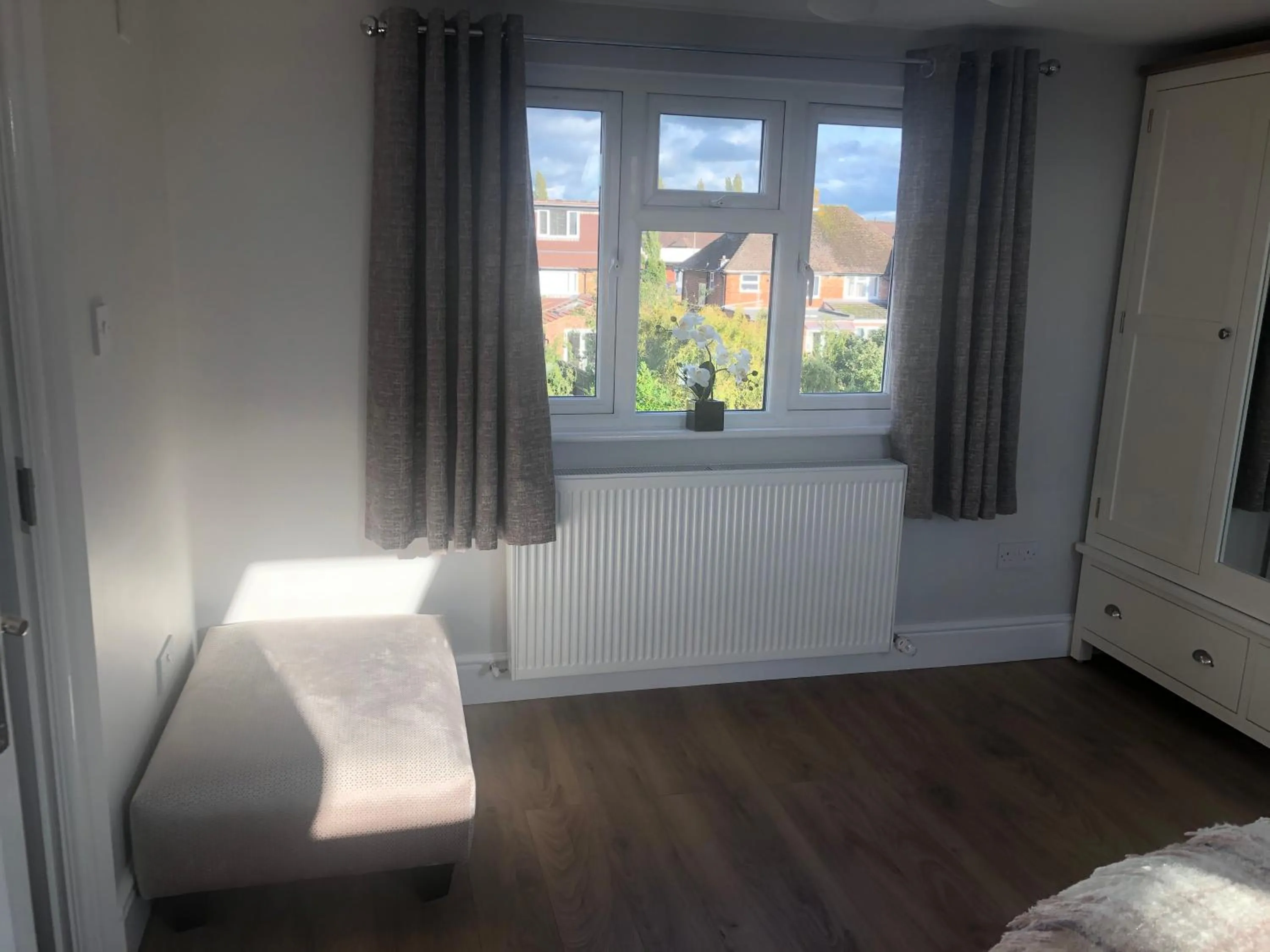 Photo of the whole room in South Avenue B&B