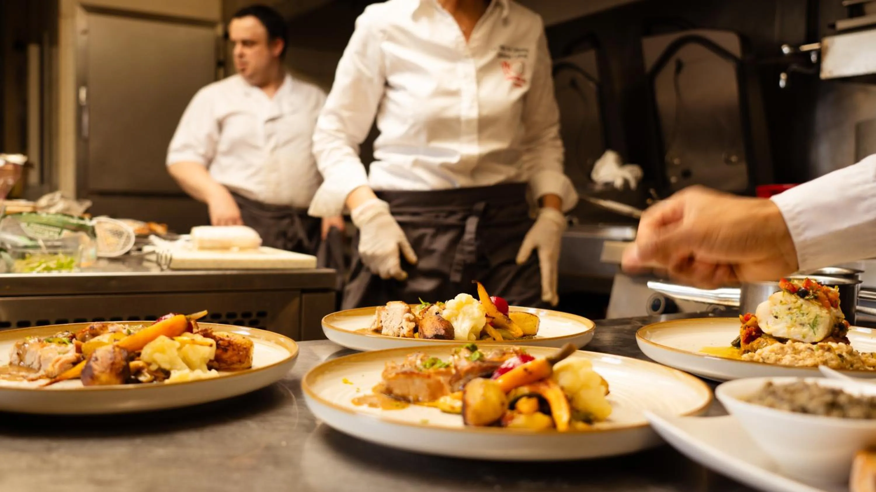 Restaurant/places to eat in Logis hôtel Restaurant Le Faisan Dore