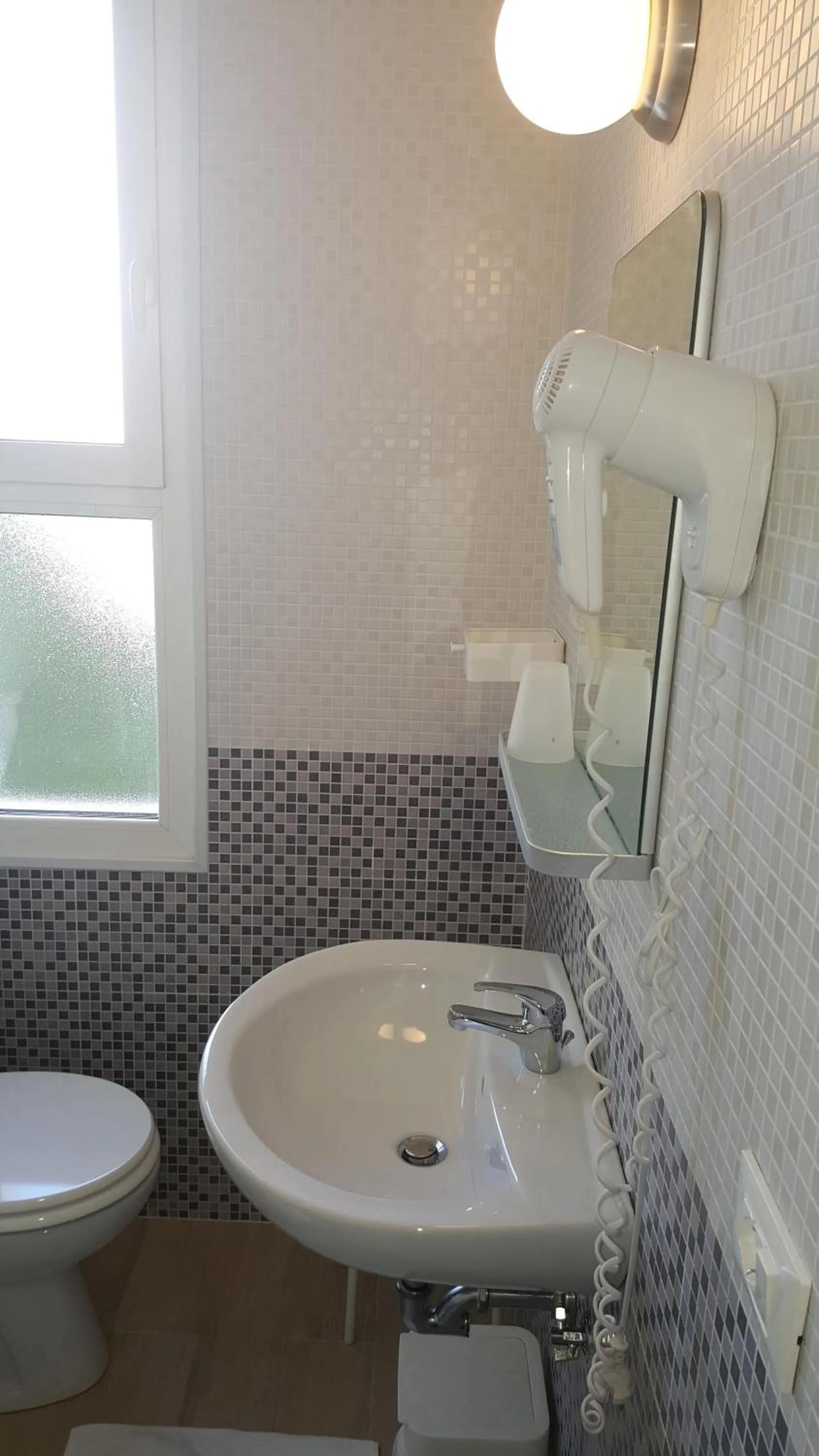 Bathroom in Hotel Augustus