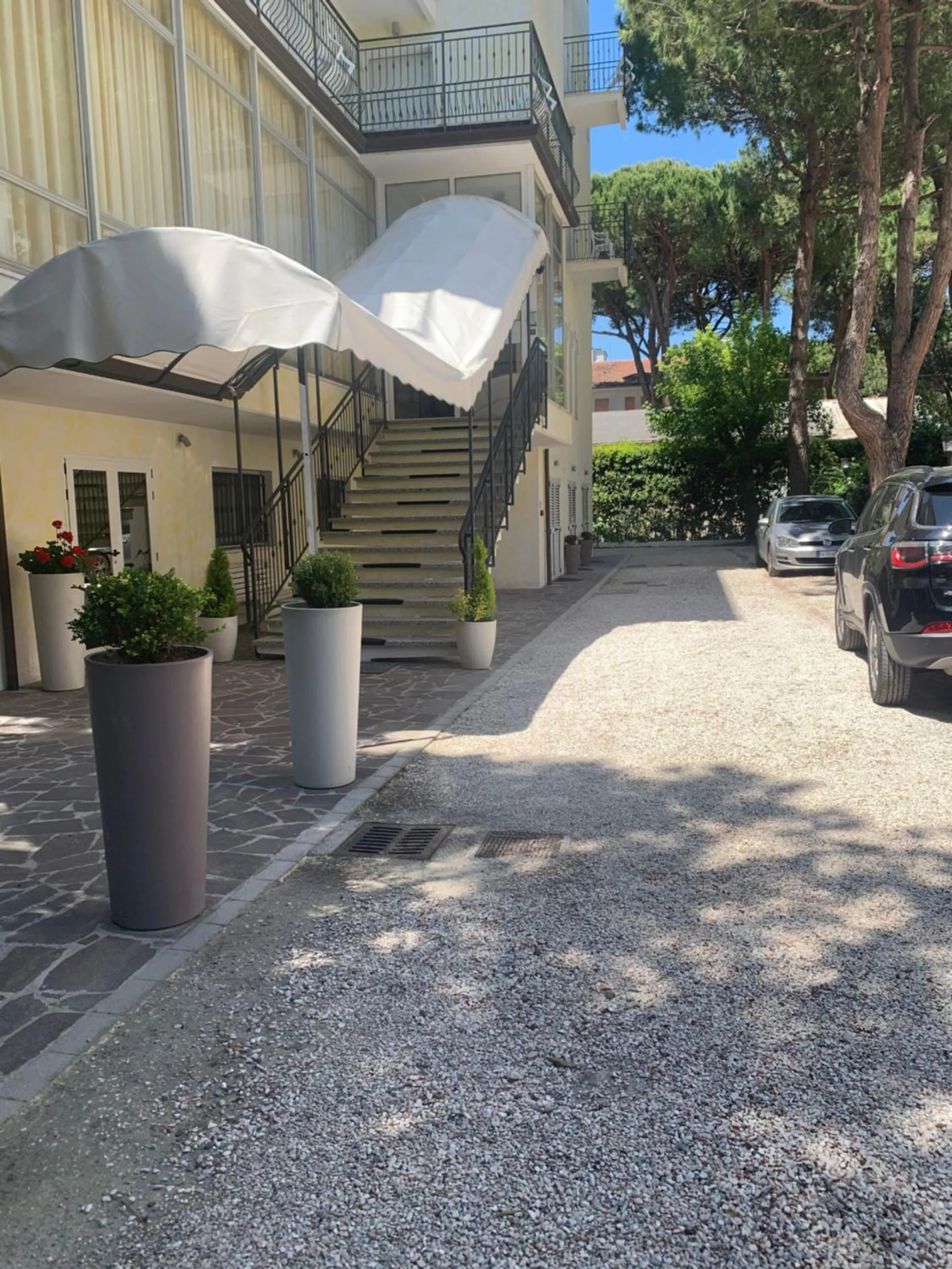 Property building in Hotel Augustus