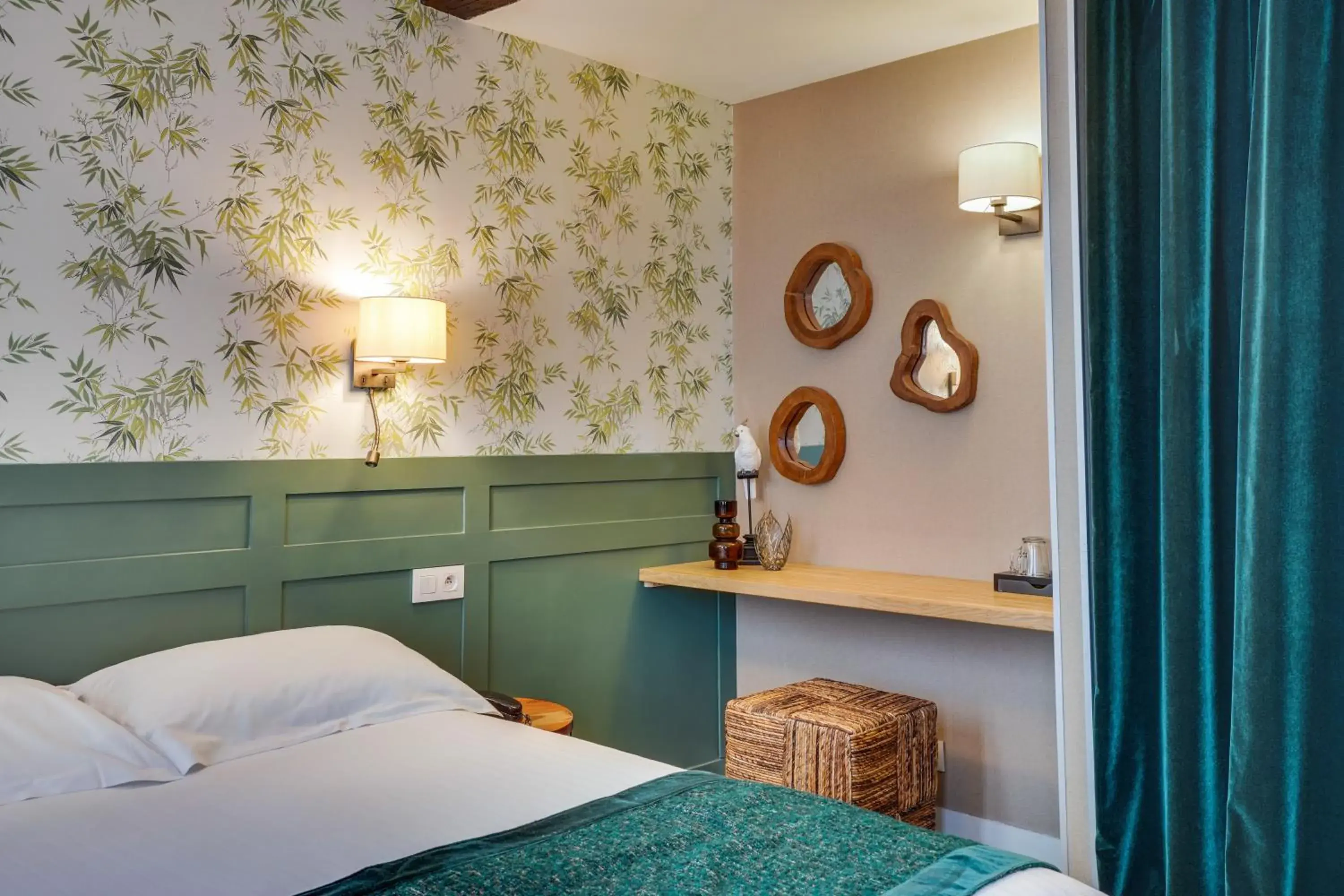 Classic Double Room in Passy Eiffel Classic Double Room in Passy Eiffel