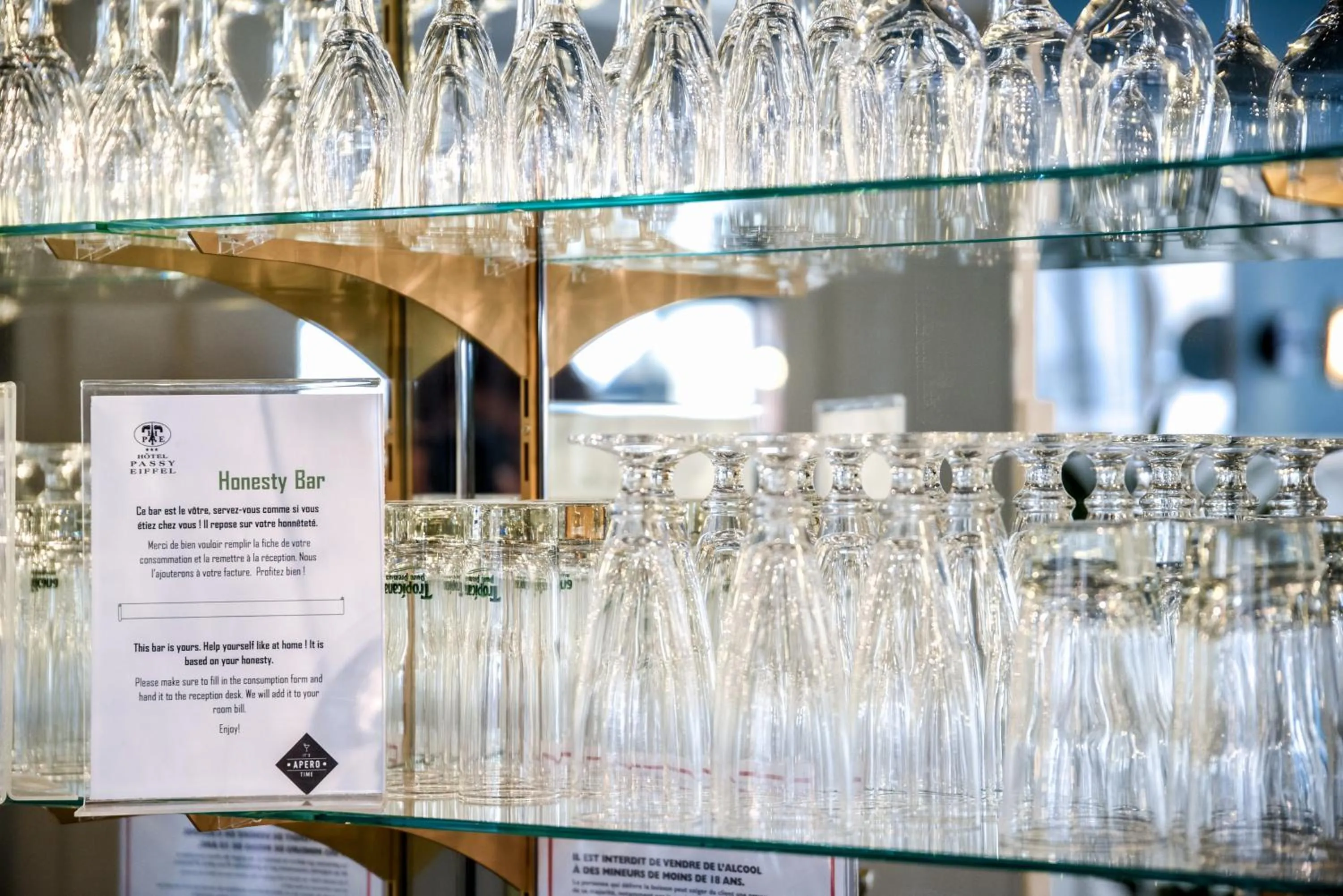 Lounge or bar in Passy Eiffel