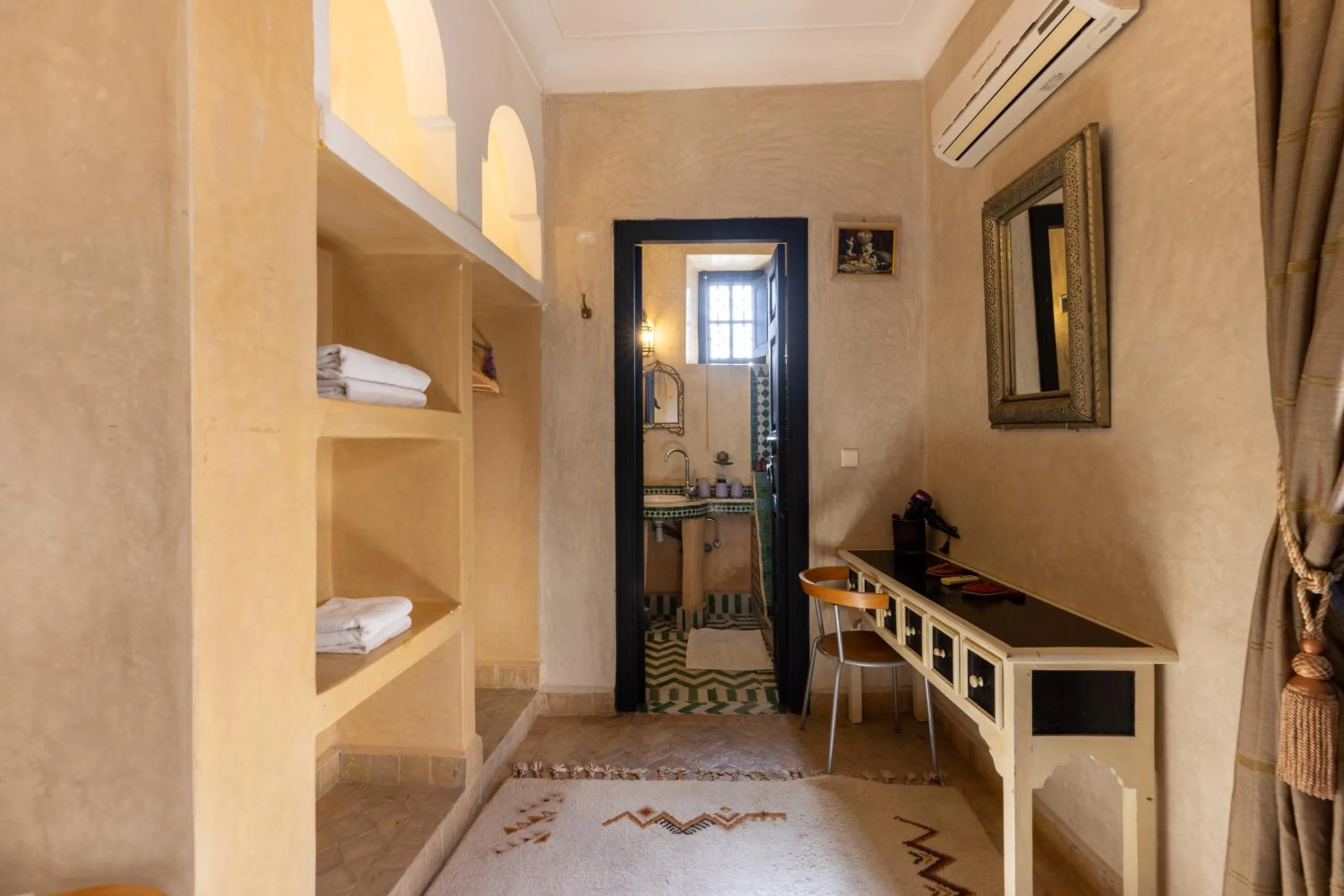 Photo of the whole room in Riad Saba