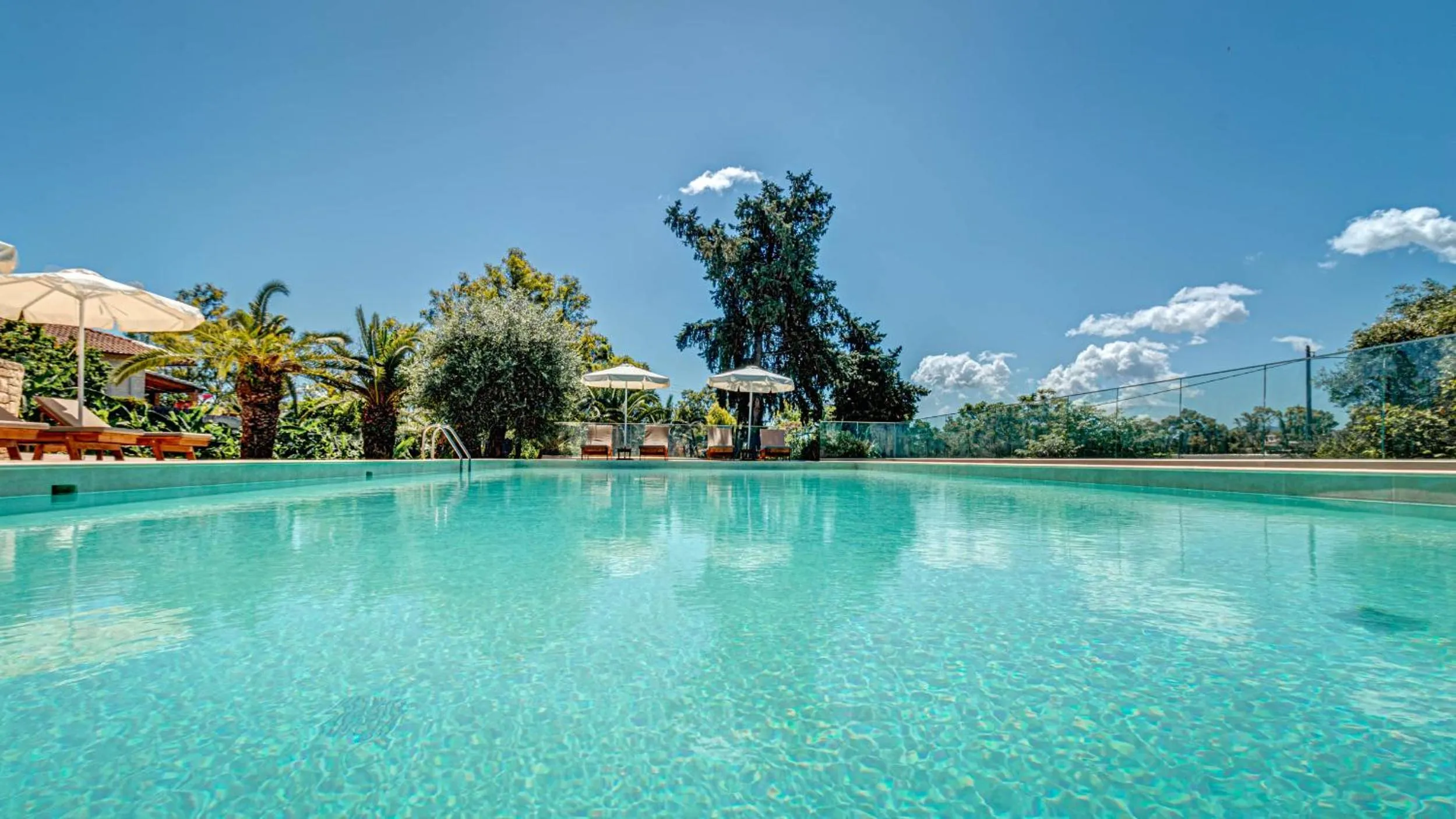 Swimming pool in Ionian Arches
