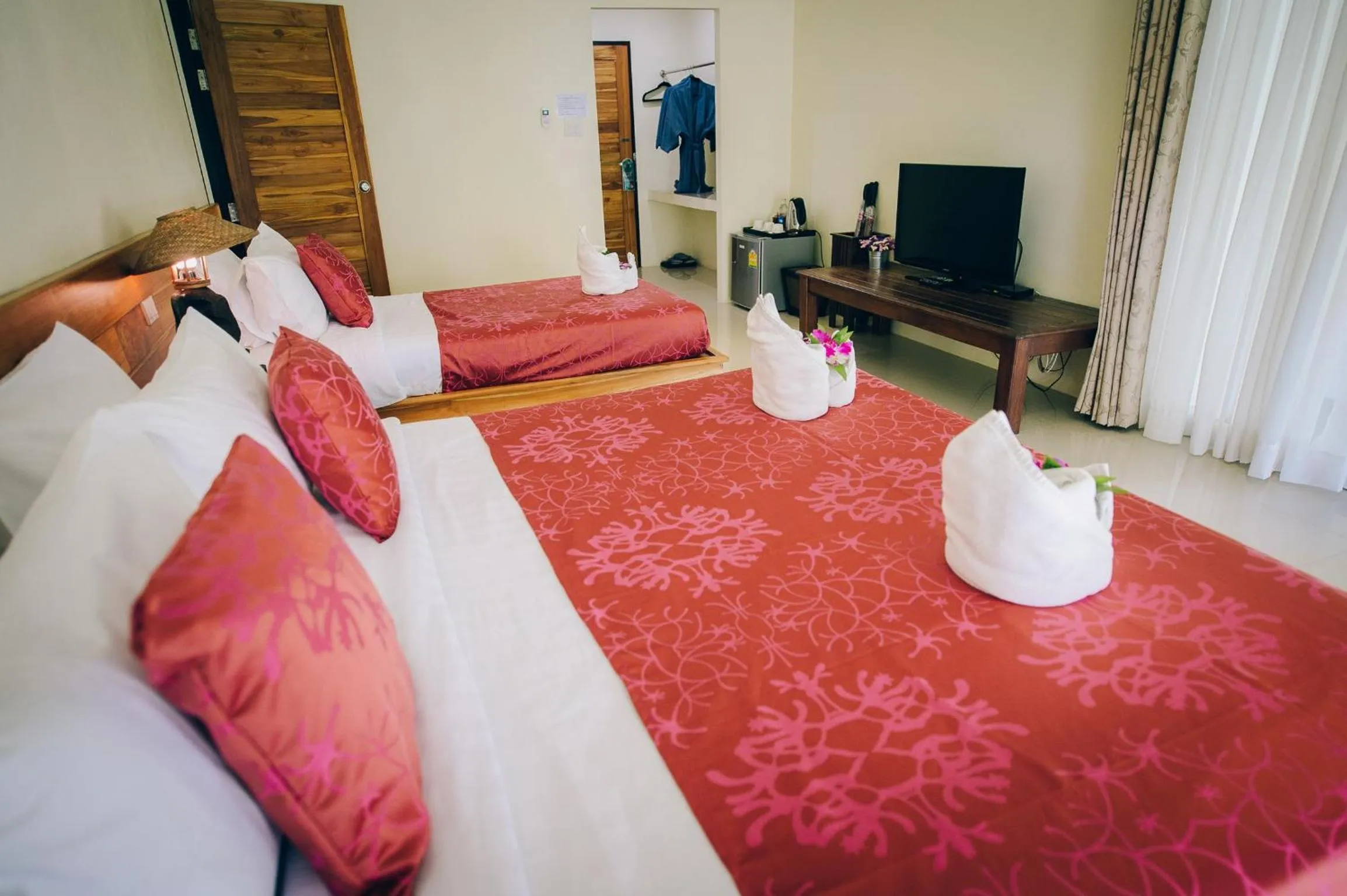 Bed in Good Times Resort Kanchanaburi