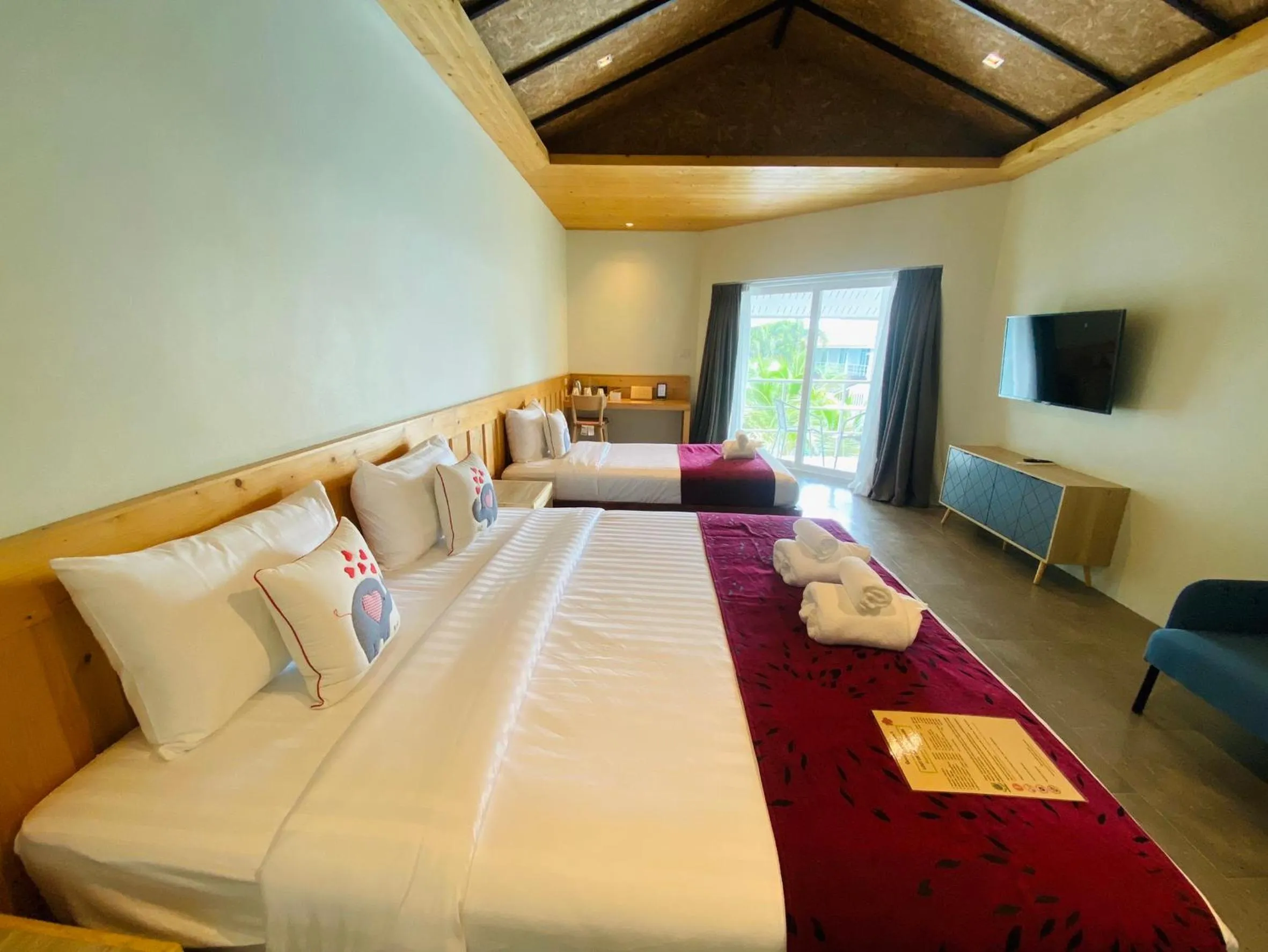 Bedroom, Bed in Good Times Resort Kanchanaburi