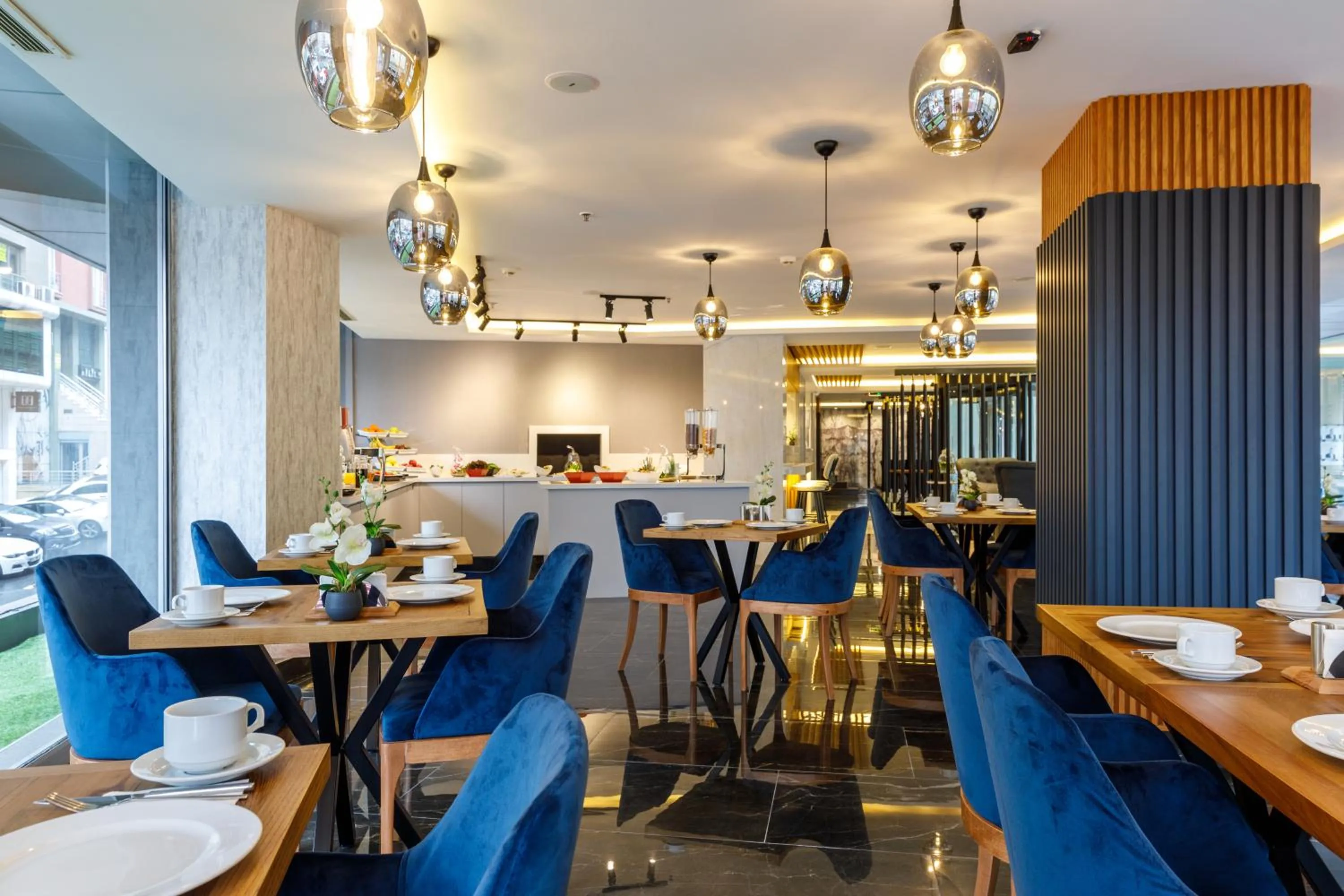 Restaurant/places to eat in Urban Hotel Bomonti