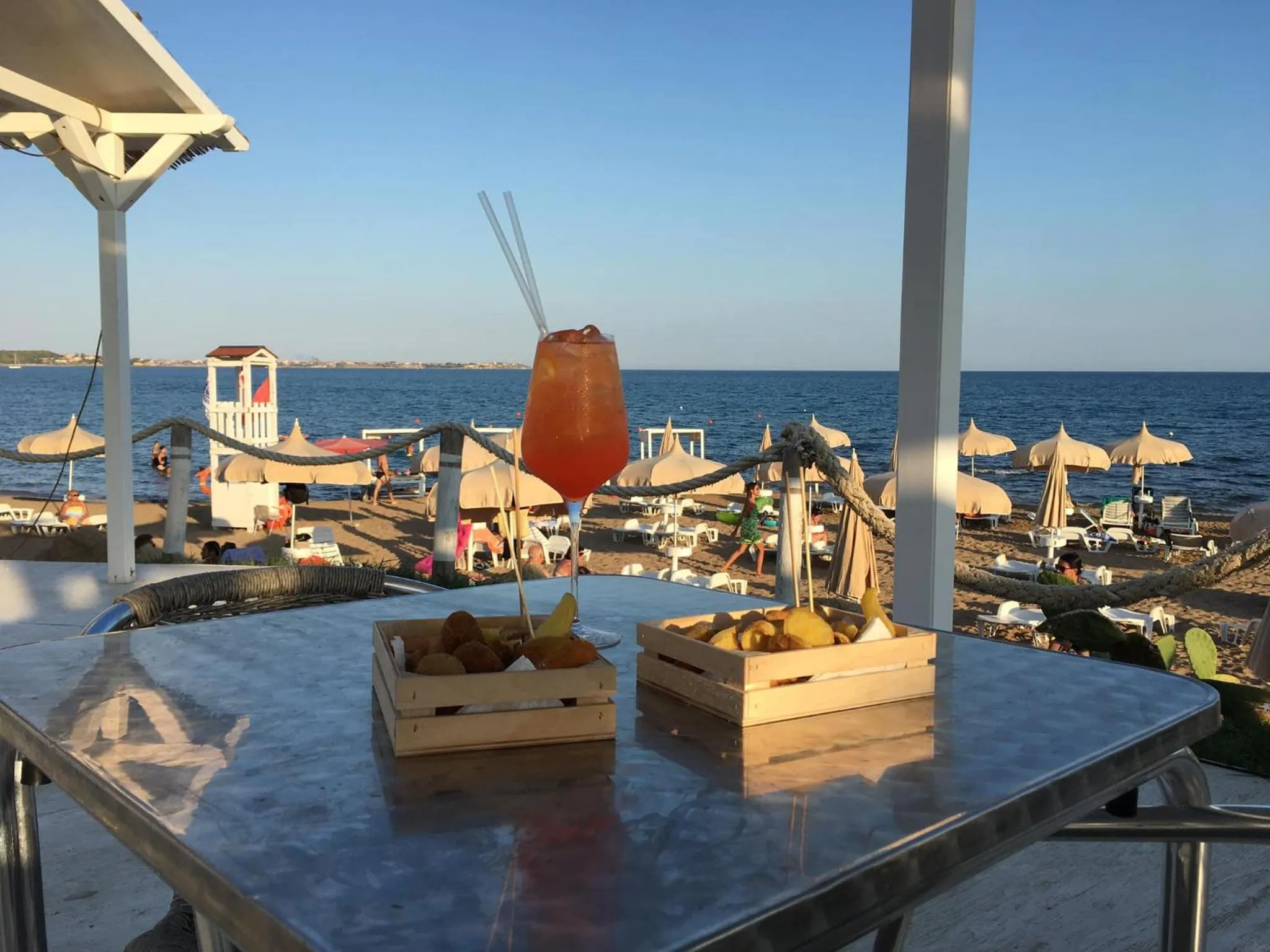 Beach in Hotel Ristorante L'Orizzonte