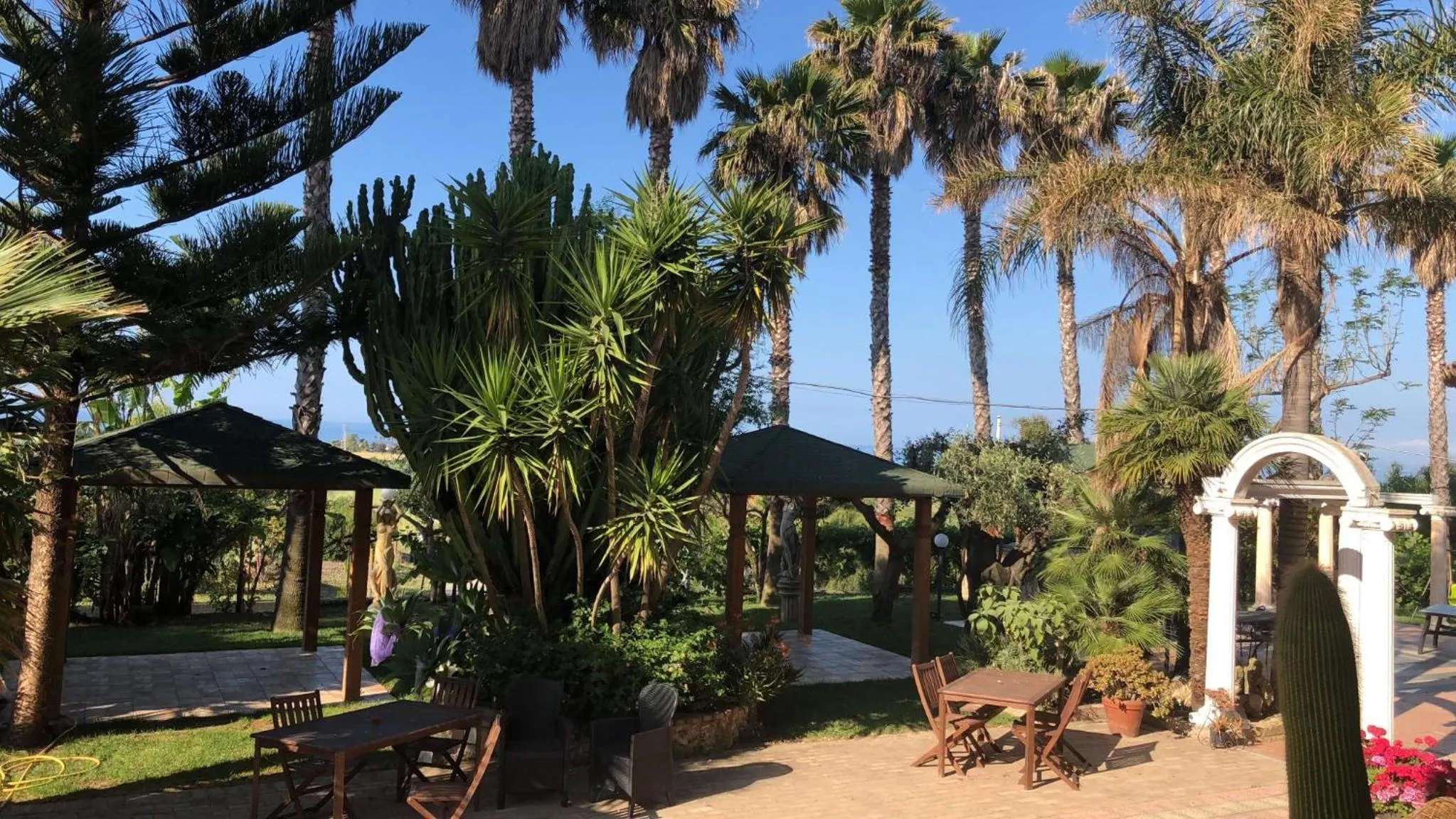 Garden in Hotel Ristorante L'Orizzonte