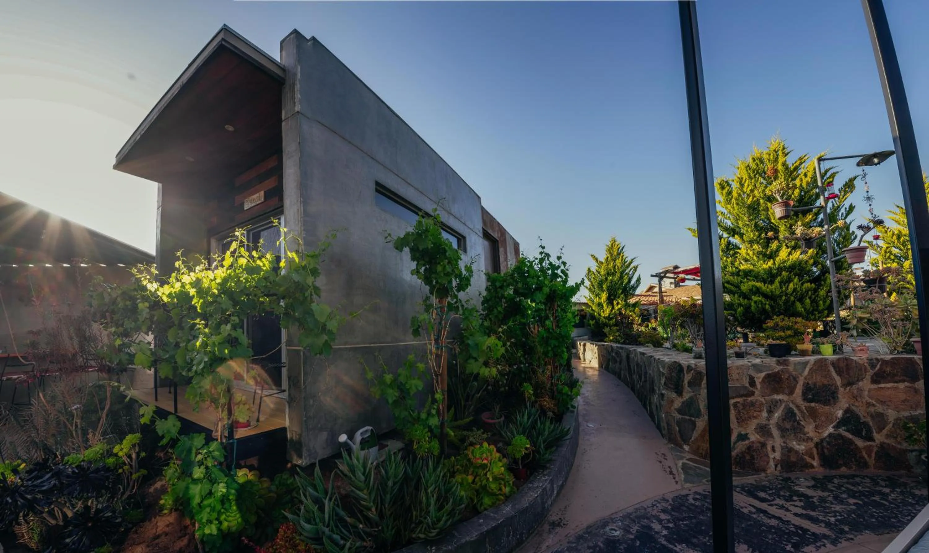 Property building in Entre Vides Valle de Guadalupe