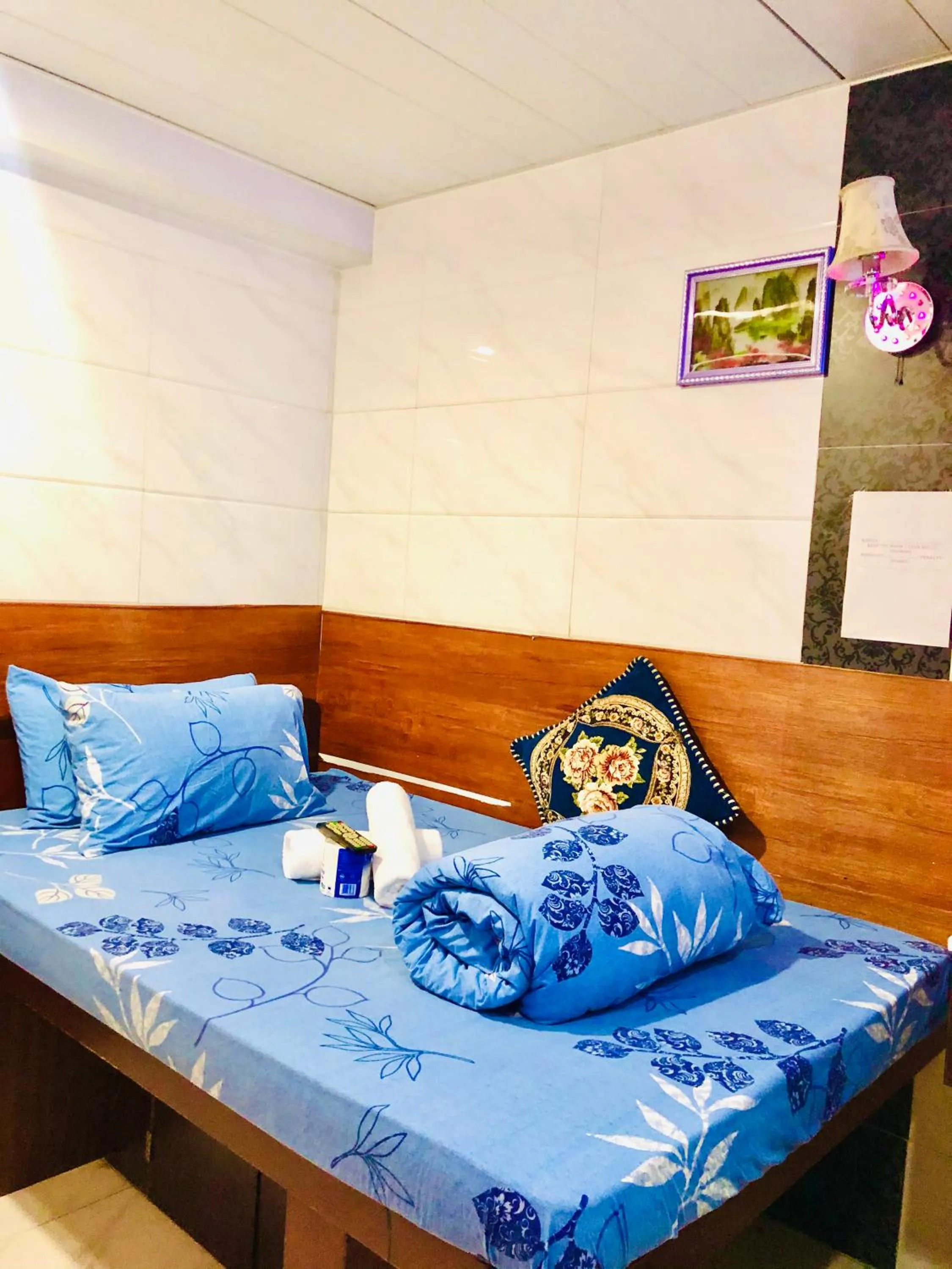 Bed in Kyoto Guest House (15/F)