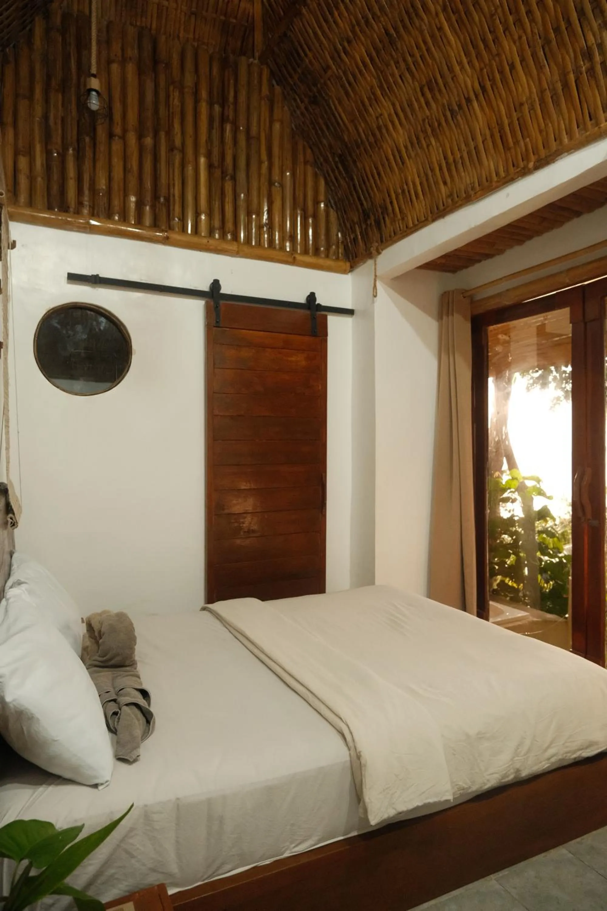 Bed in Cocovana Beach Resort