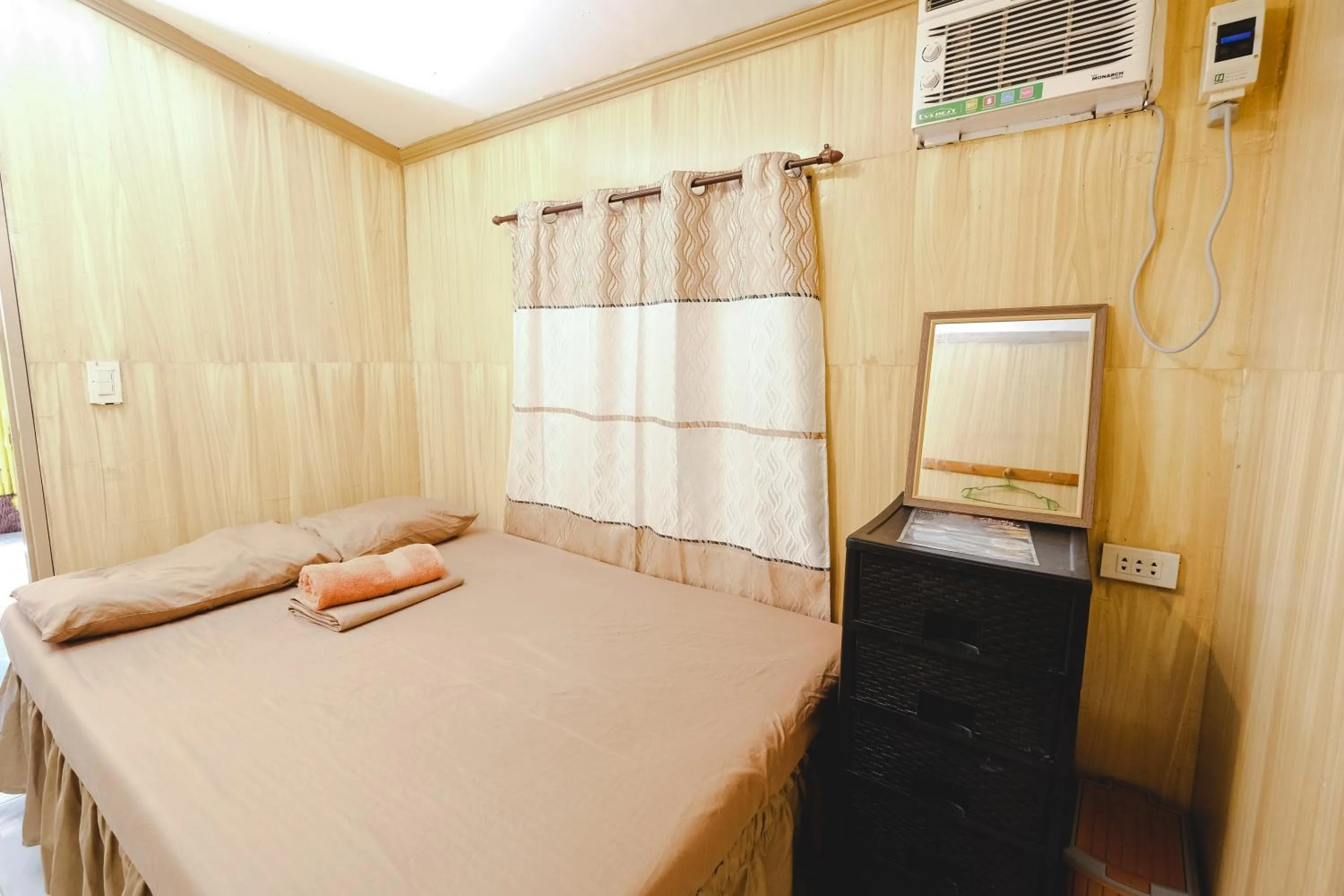 Bed in Monaliza Surf Resort La Union