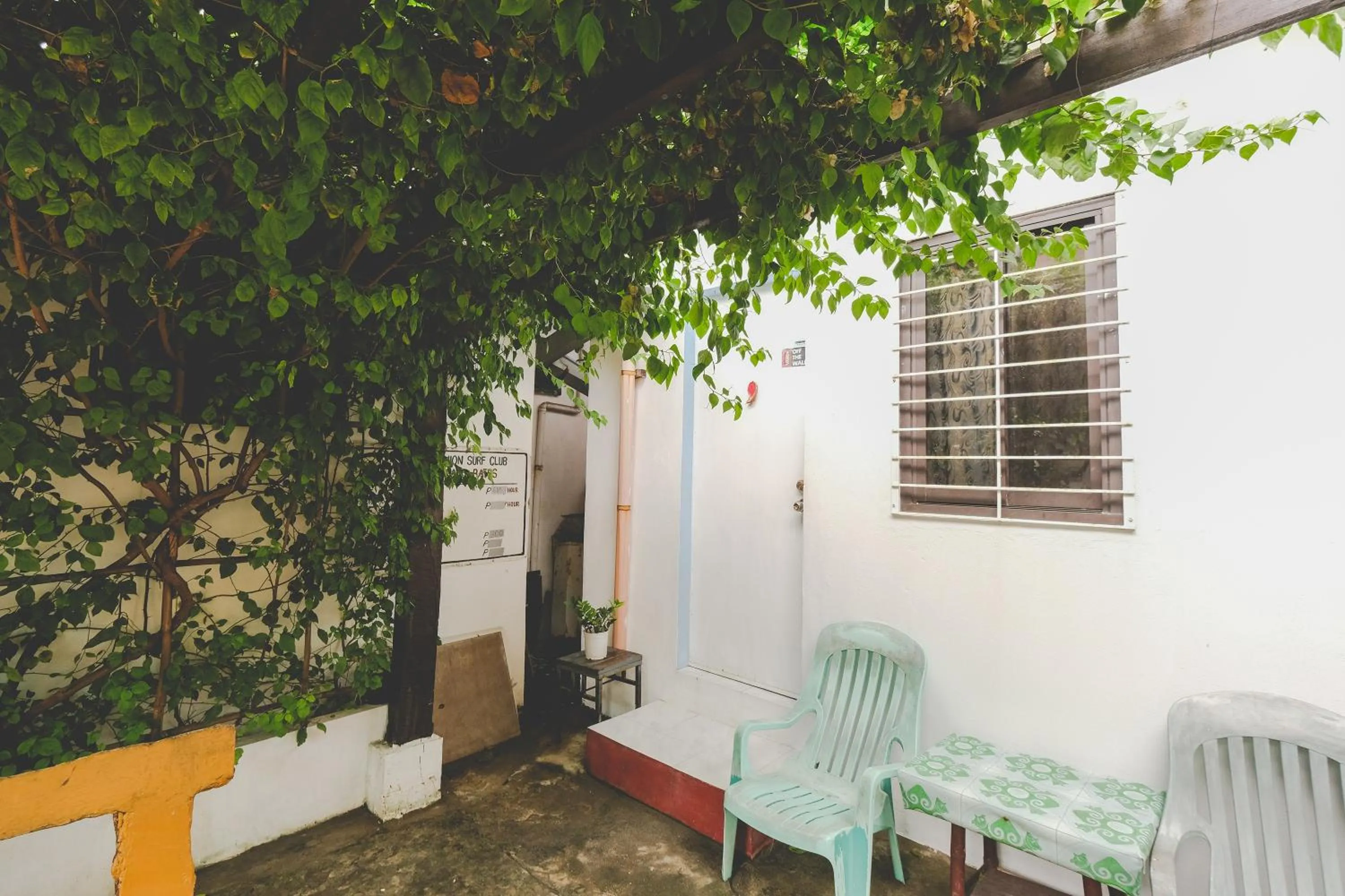 Dining area in Monaliza Surf Resort La Union