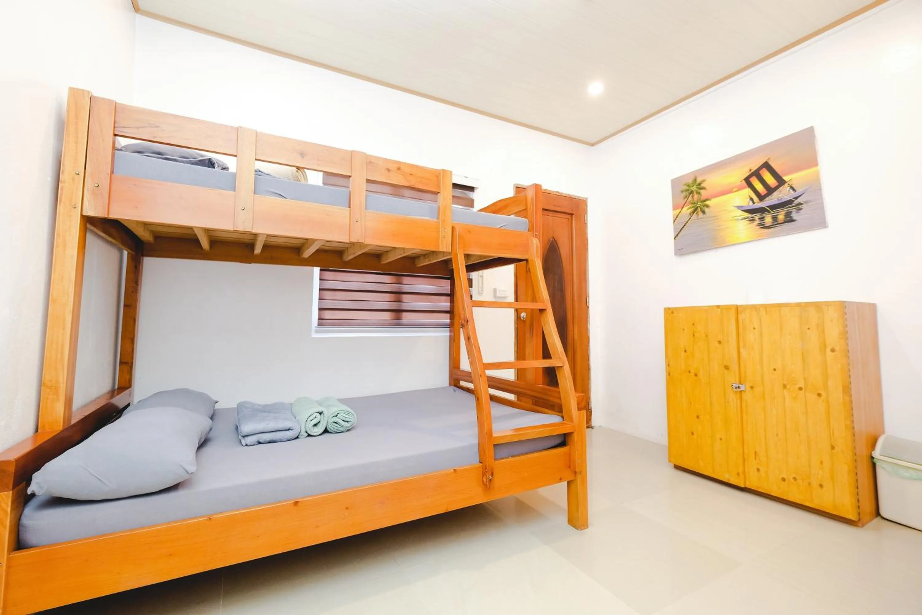 Bedroom, Bed in Monaliza Surf Resort La Union