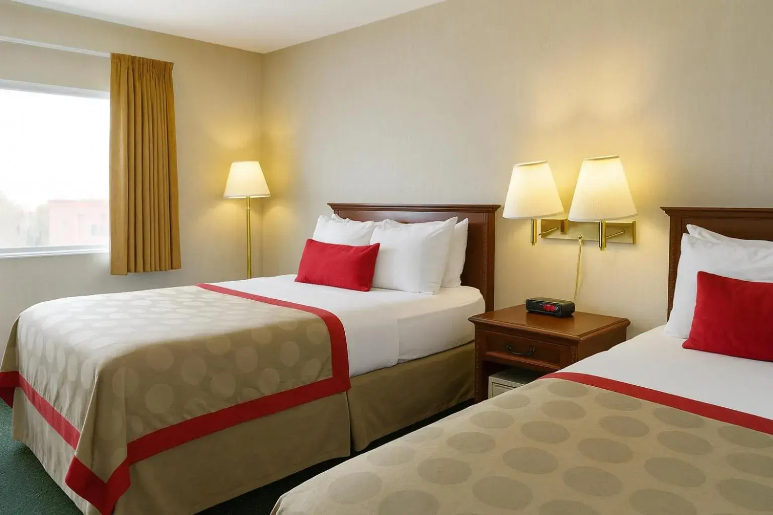 Double Room with Two Double Beds - Non-Smoking in Ramada by Wyndham Hawthorne/LAX Double Room with Two Double Beds - Non-Smoking in Ramada by Wyndham Hawthorne/LAX