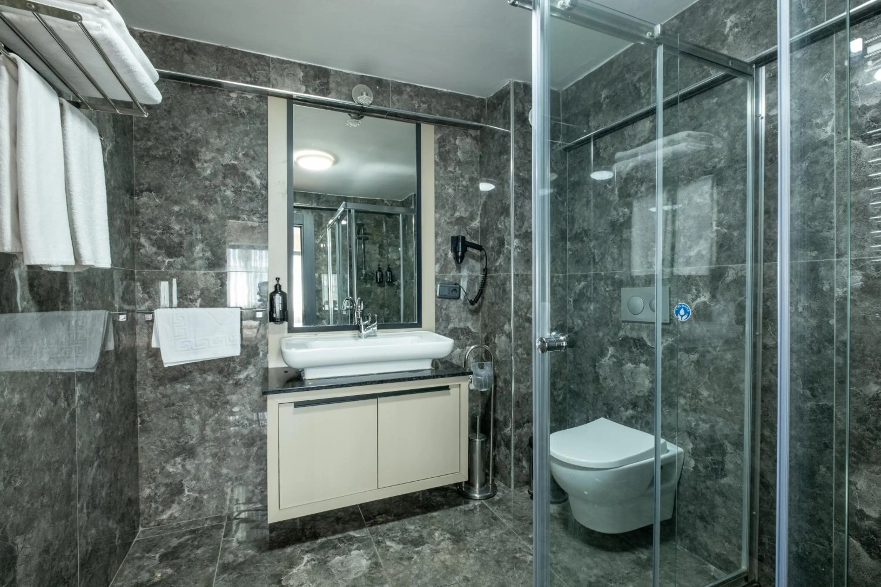 Shower in Frt Airlines Hotel - Istanbul Airport