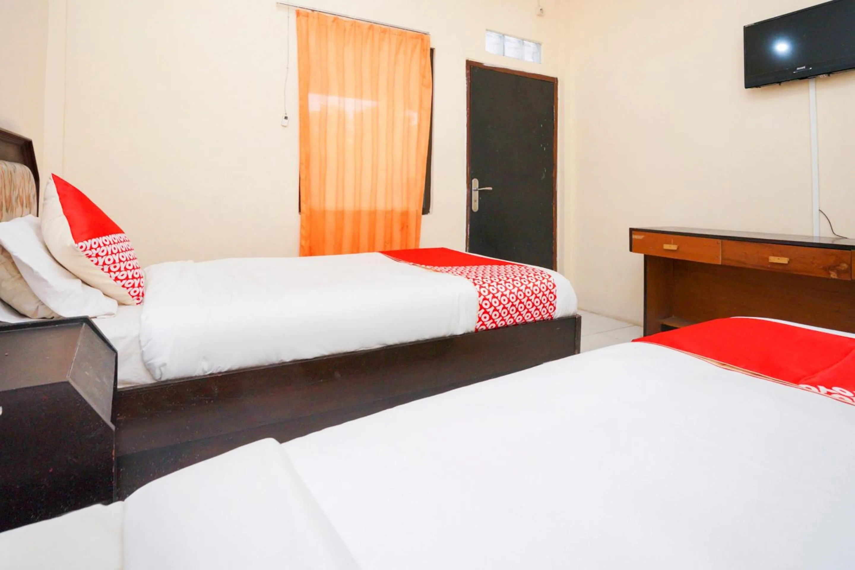 Bedroom in OYO 2003 Female Guest House