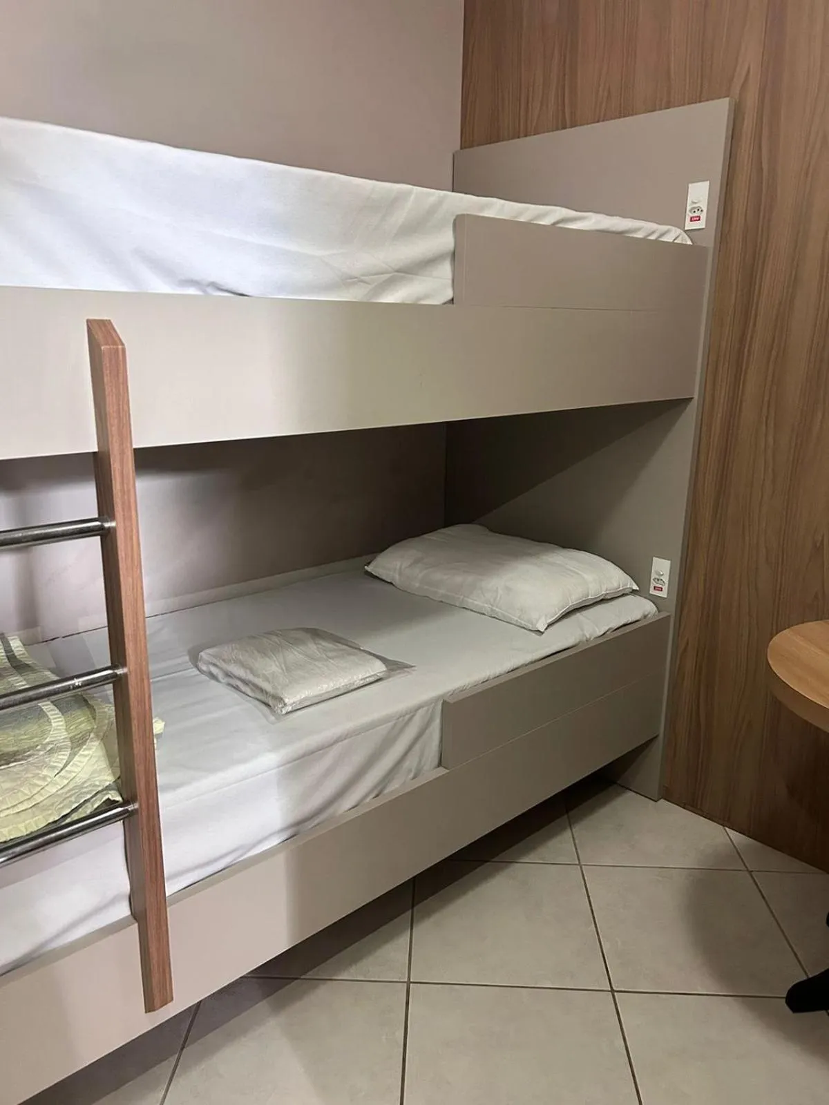 bunk bed, Bed in CHA Mime Hotel