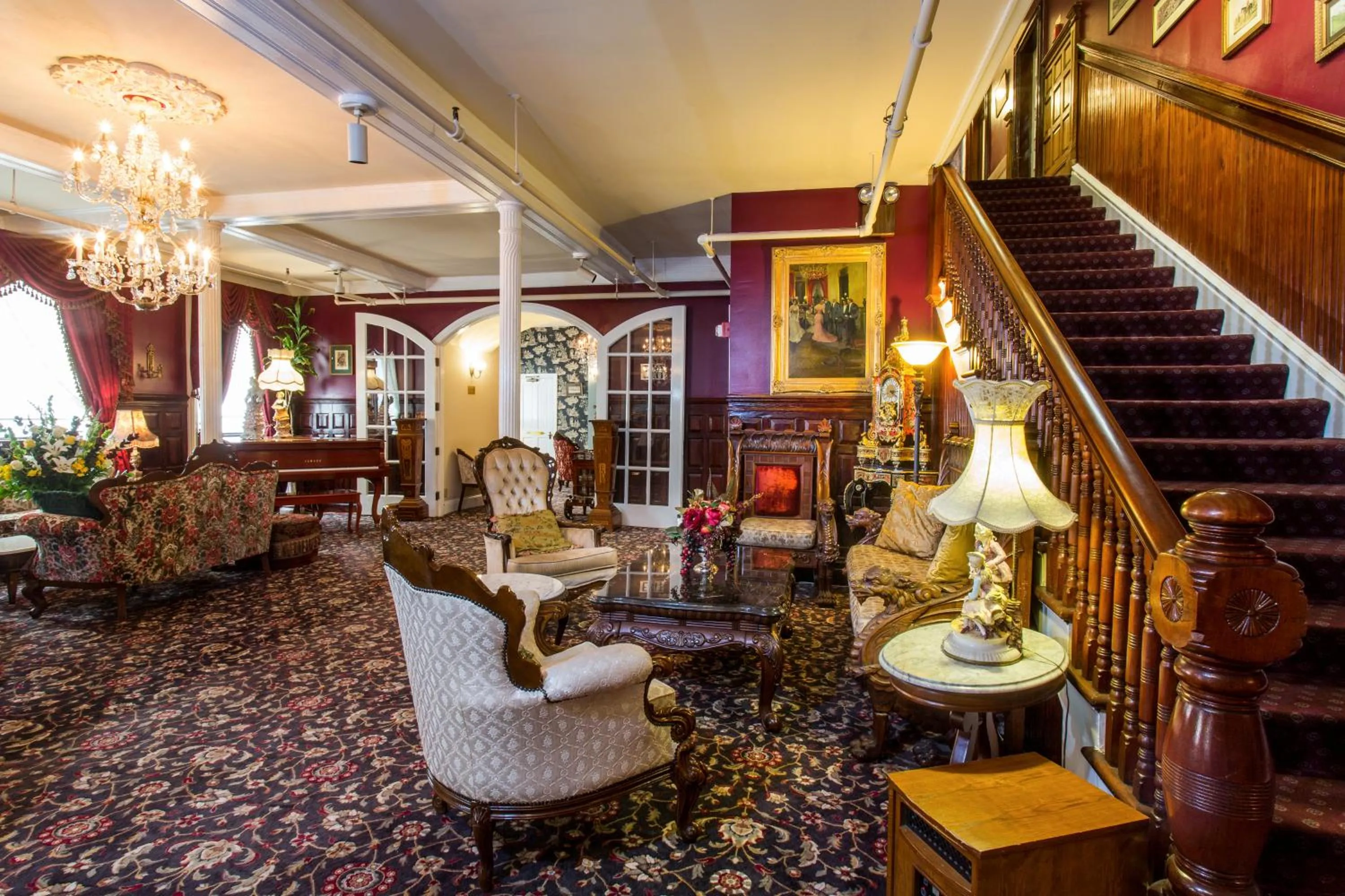 Communal lounge/ TV room in Queen Anne