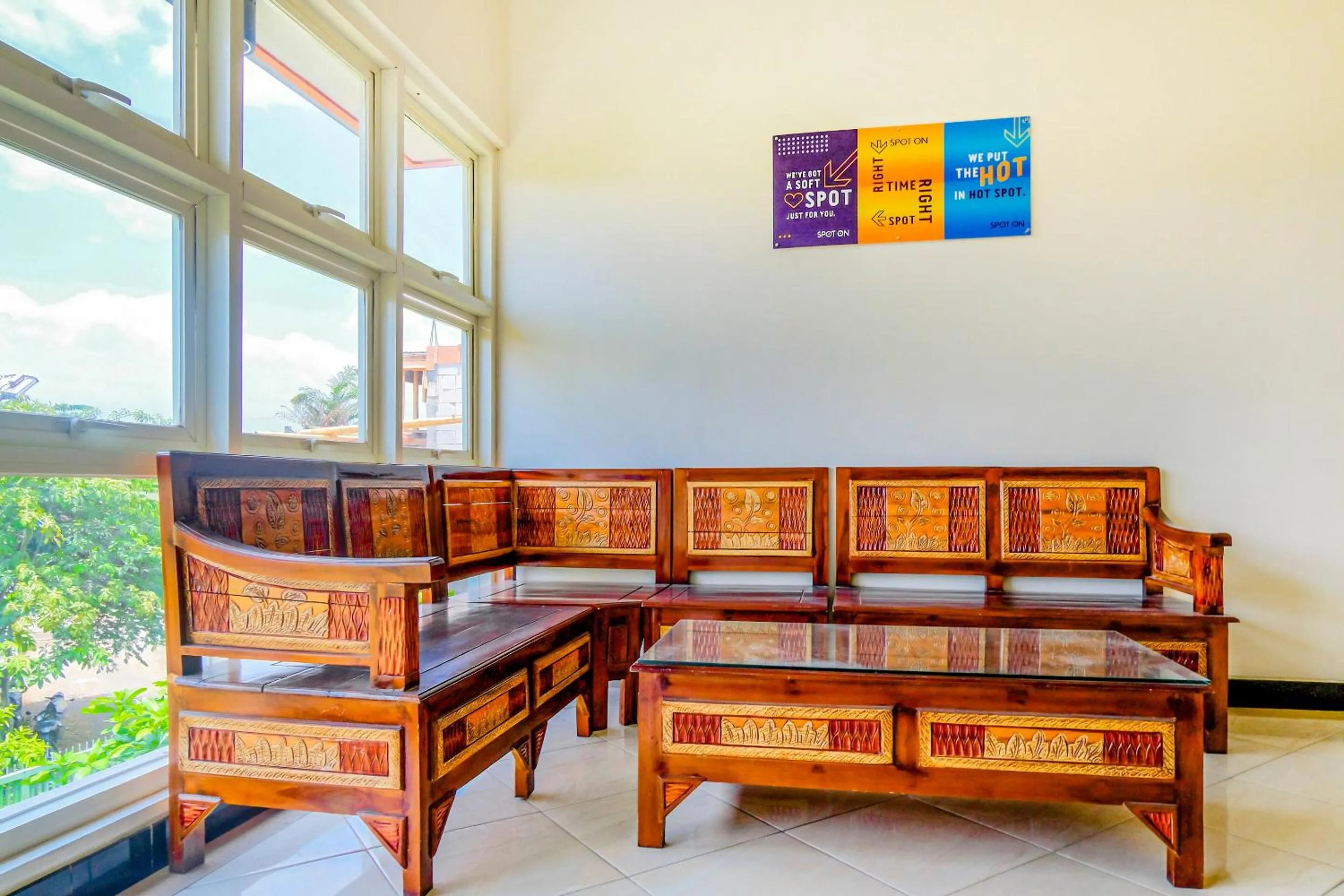 Lobby or reception in OYO Life 2032 Kalyca Kos Family Syariah