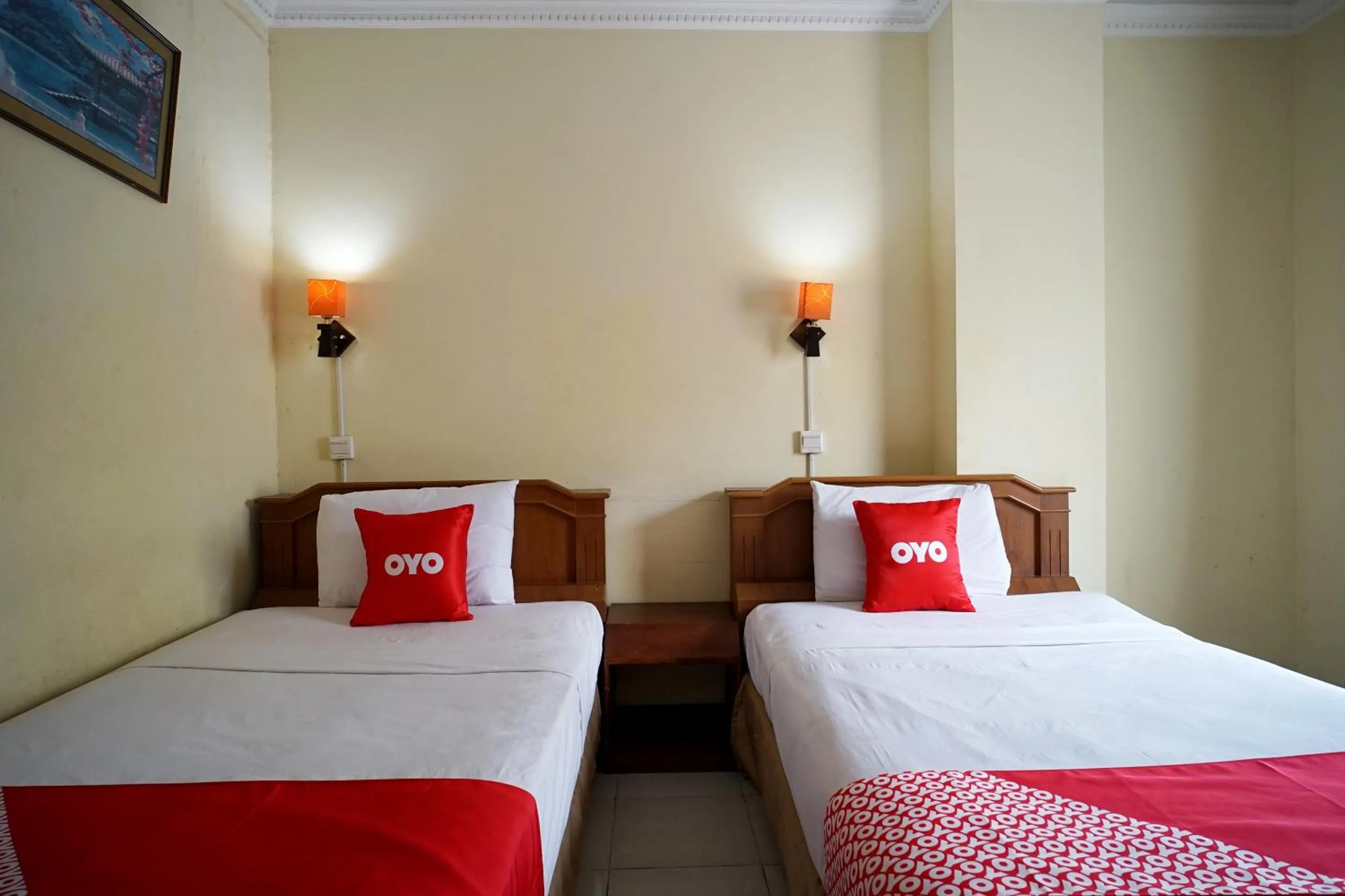 Bedroom, Bed in OYO 2015 Bandara Hotel Balikpapan