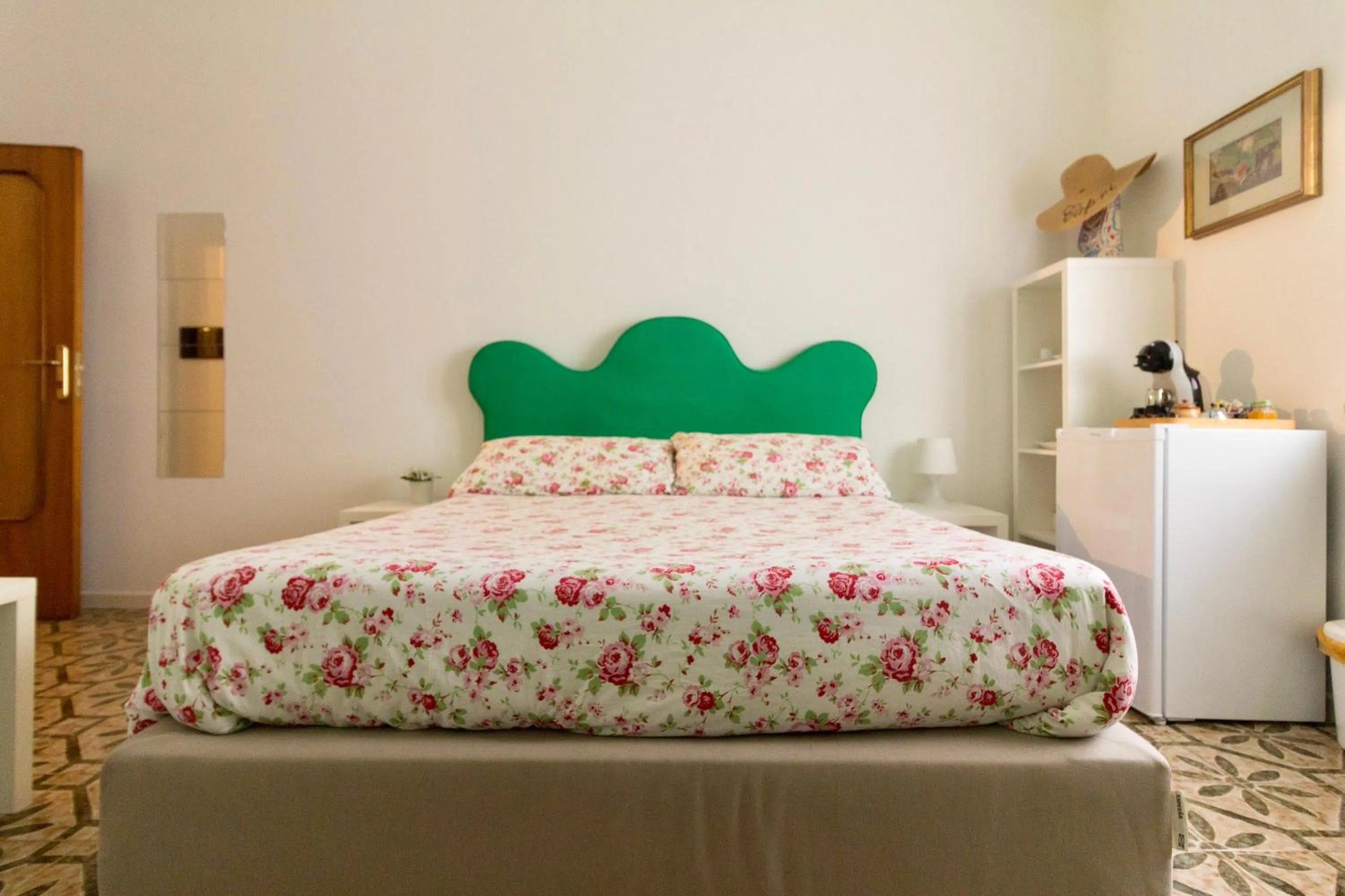 Photo of the whole room in Cri&Gio