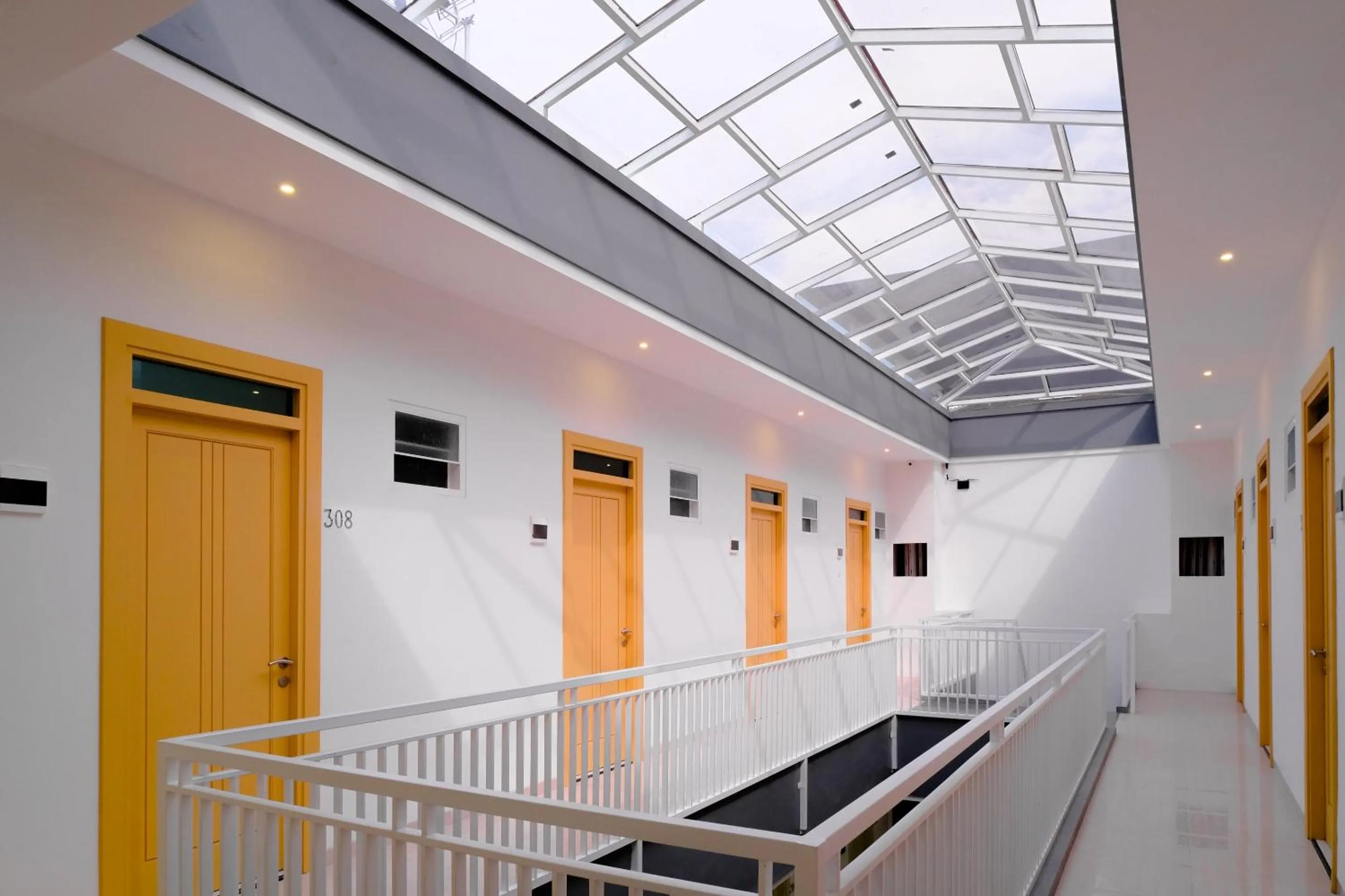 Lobby or reception in Aurila Homestay Syariah Mitra RedDoorz