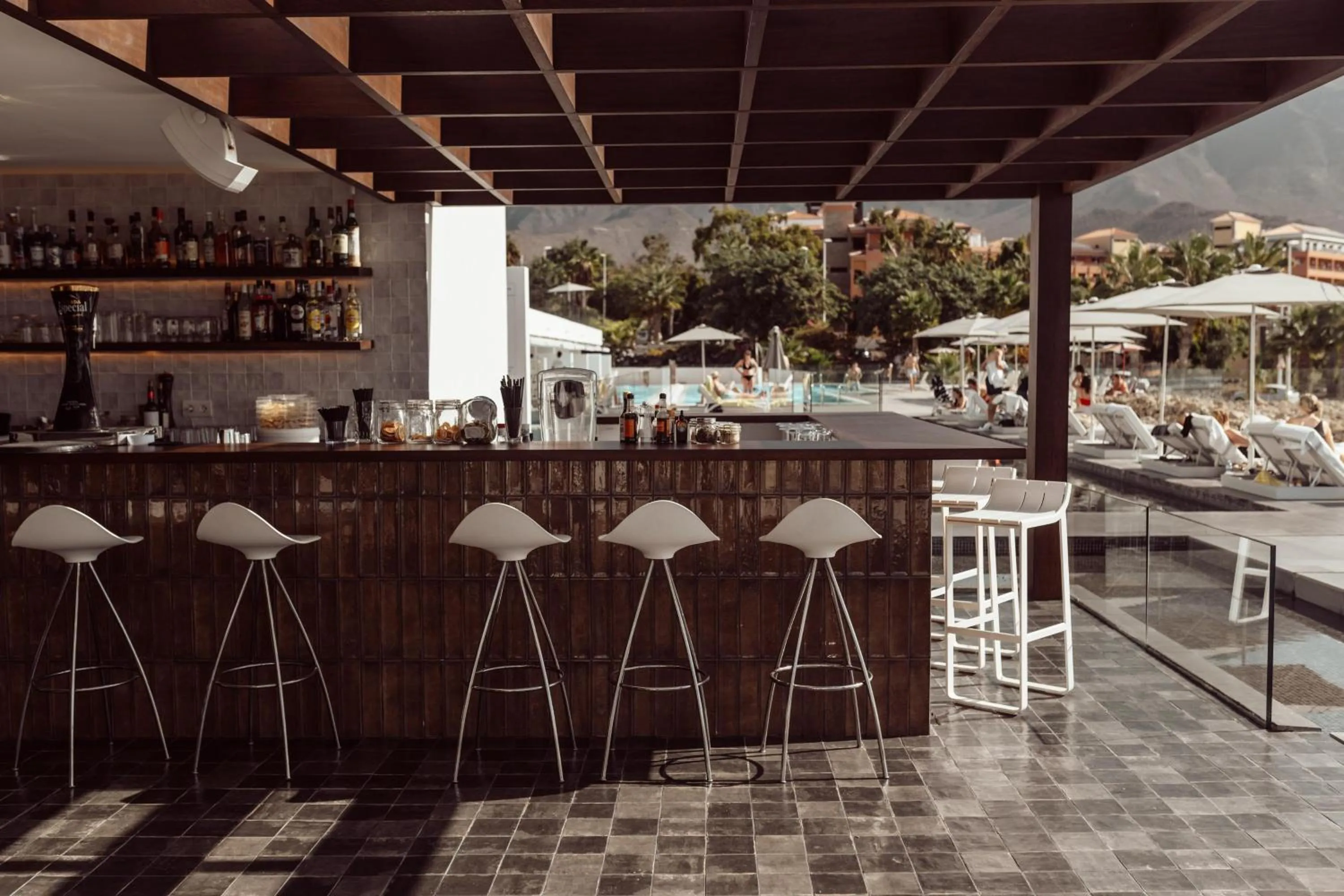 Restaurant/places to eat in Hotel Baobab Suites