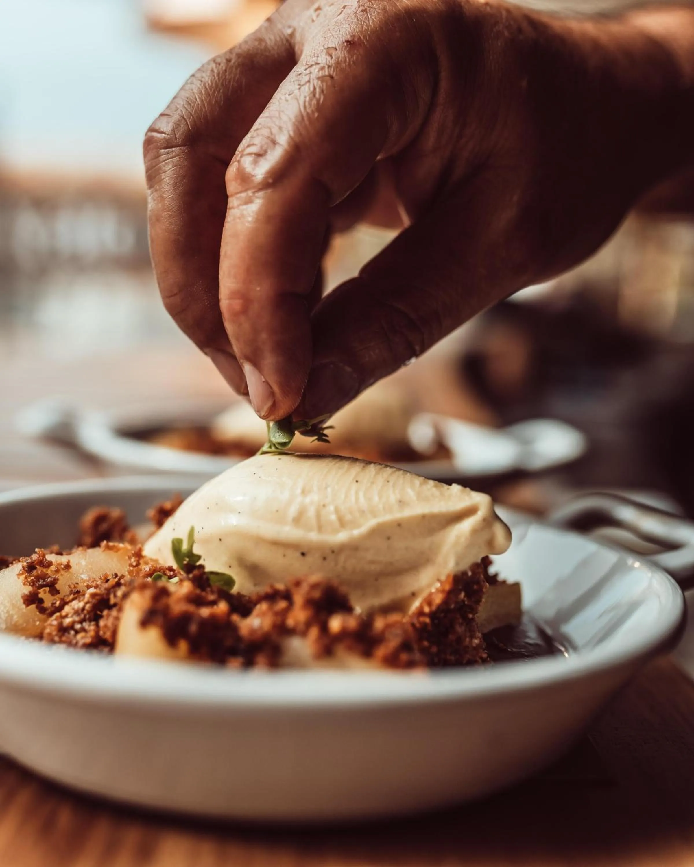 Restaurant/places to eat in Hotel Baobab Suites