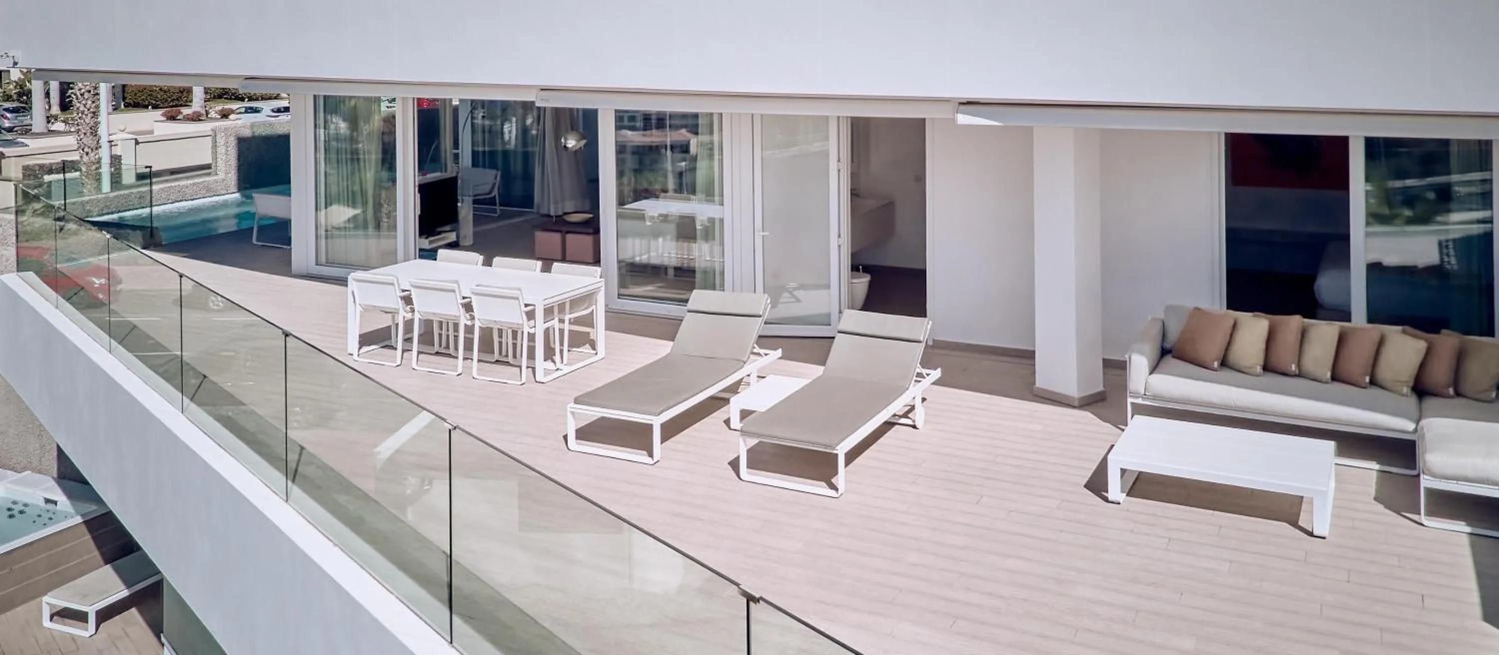 Photo of the whole room in Hotel Baobab Suites