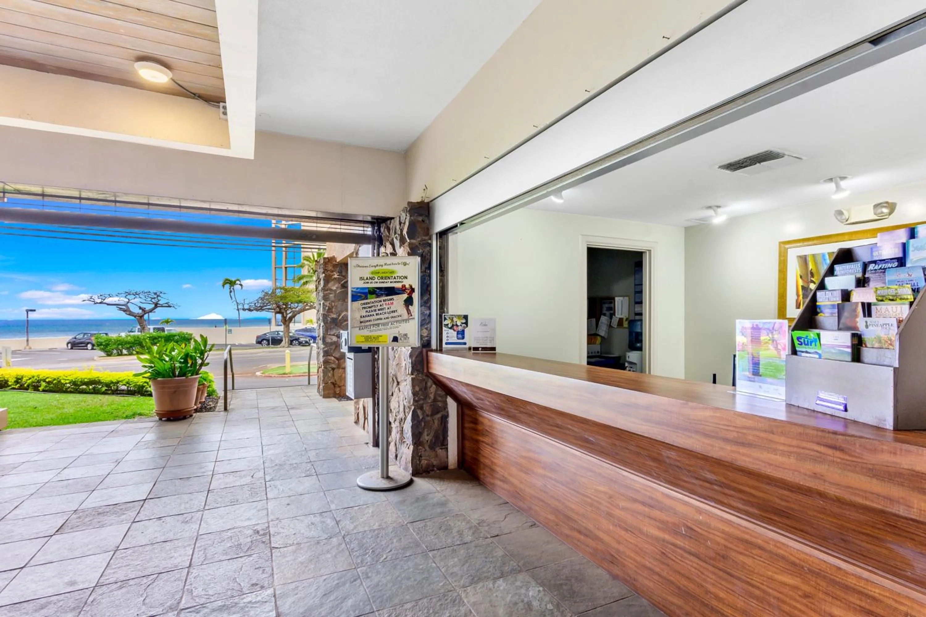 Lobby or reception in Kahana Villa
