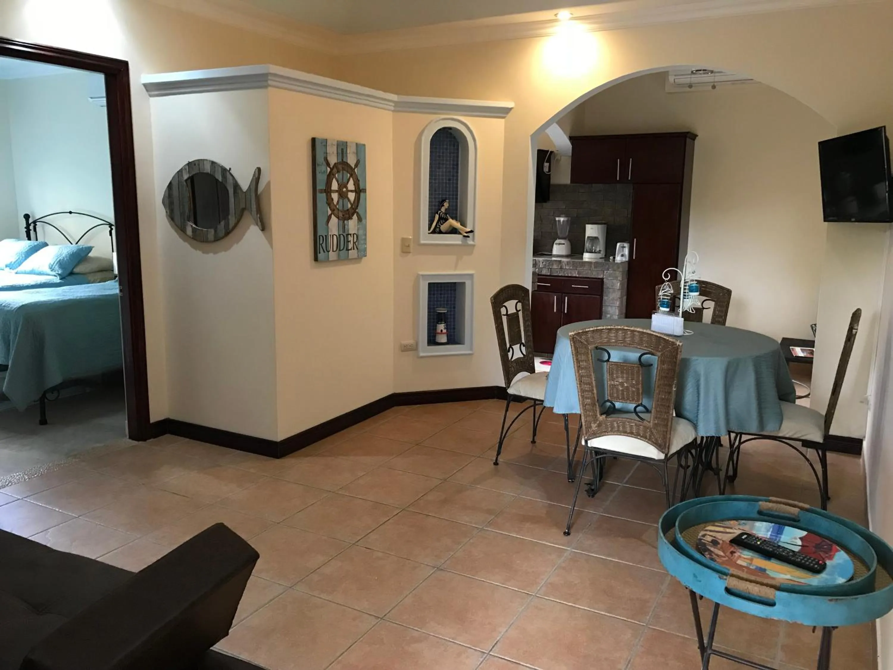 TV and multimedia in Casas del Toro Playa Flamingo