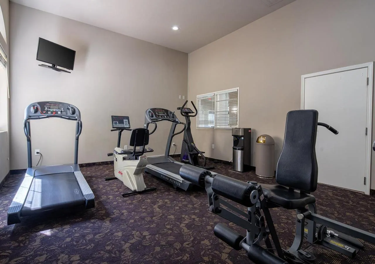 Fitness centre/facilities in Club de Soleil All-Suite Resort