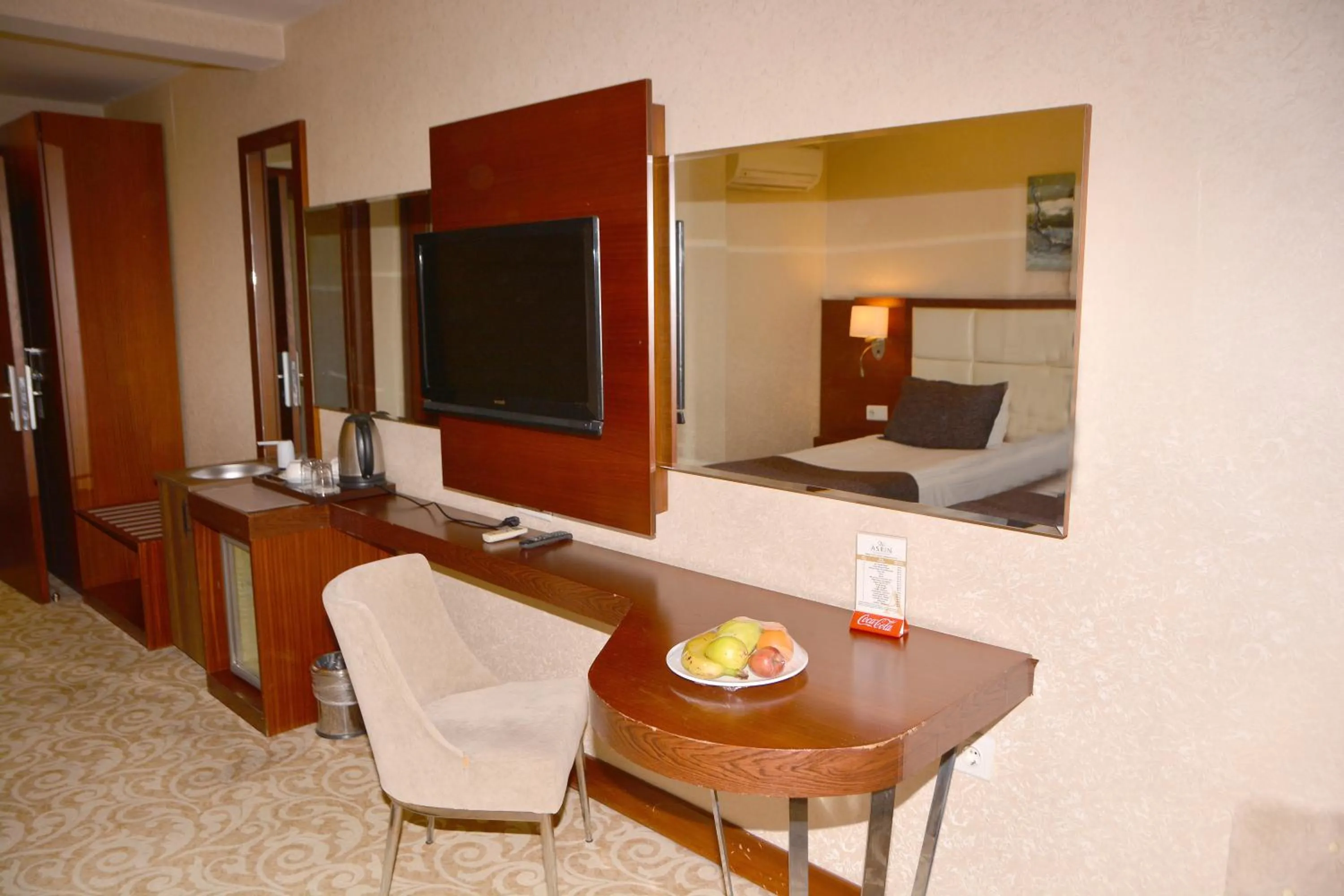 Photo of the whole room in Asrin Business Hotel Kızılay