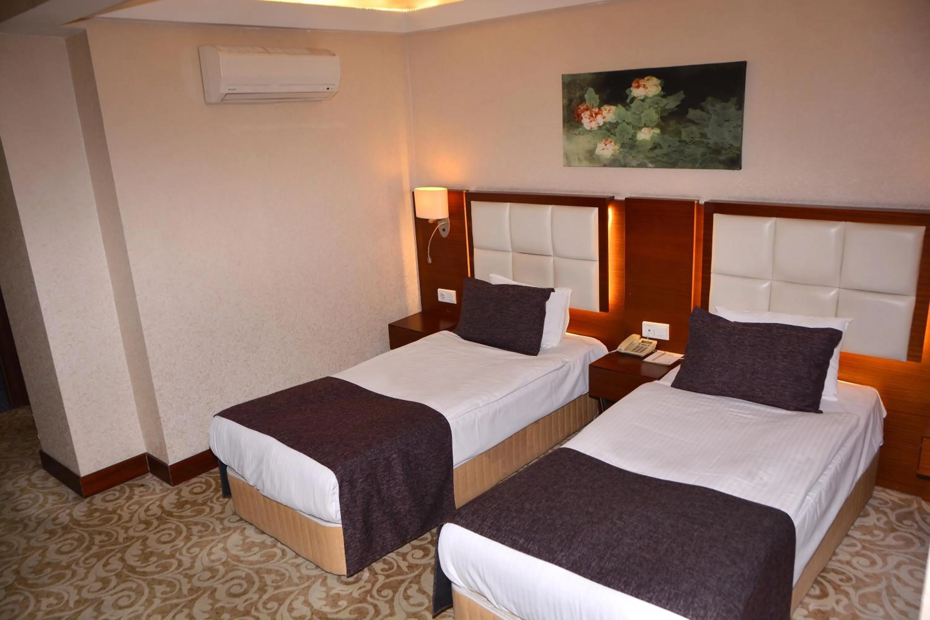 Photo of the whole room, Bed in Asrin Business Hotel Kızılay
