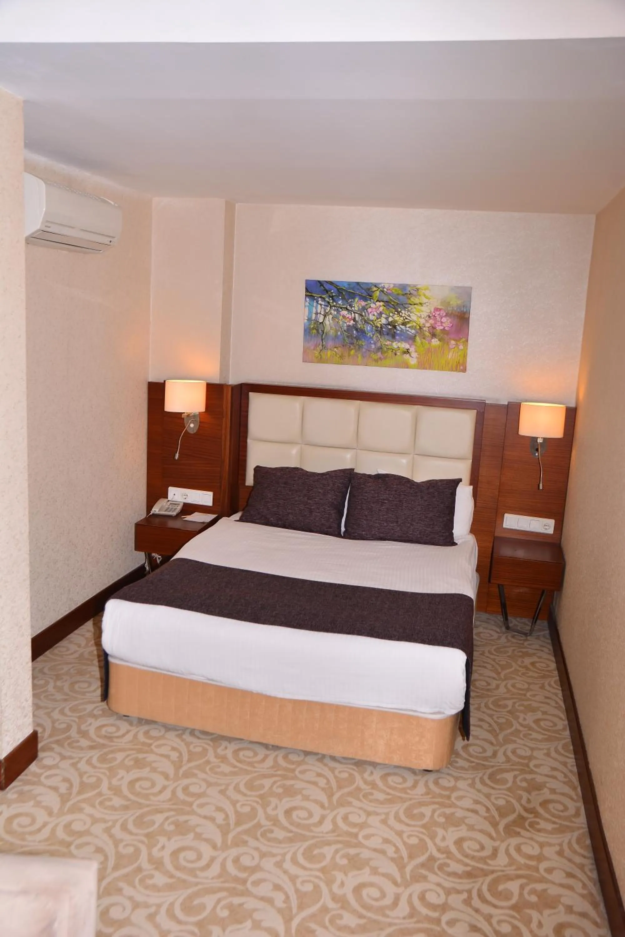 Photo of the whole room, Bed in Asrin Business Hotel Kızılay