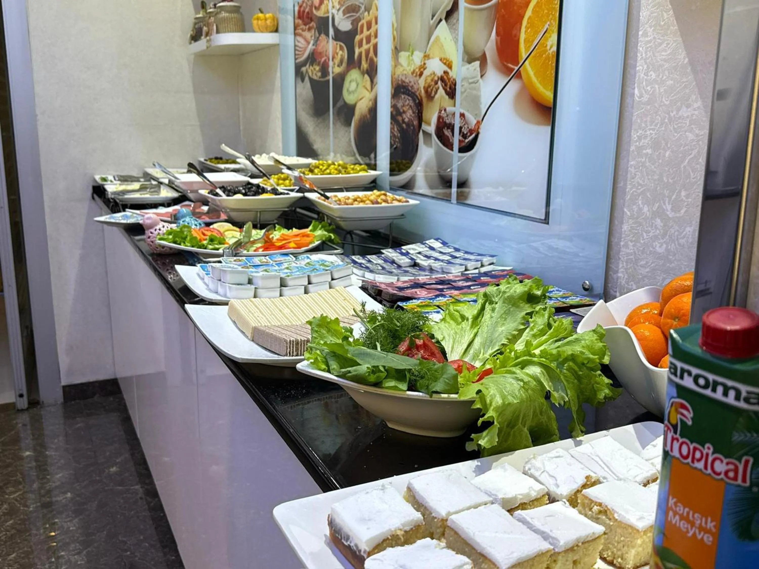 Buffet breakfast in Asrin Business Hotel Kızılay