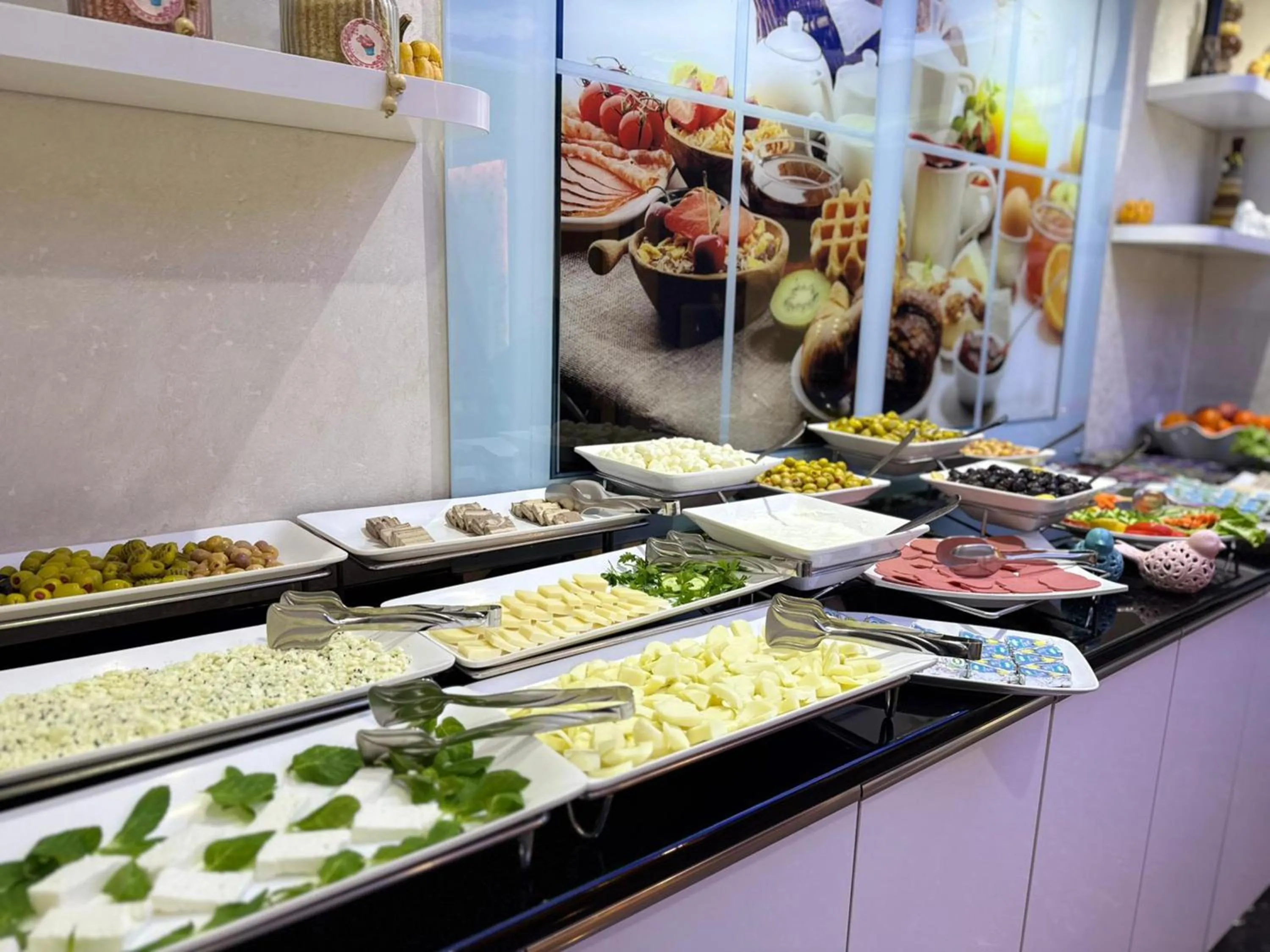 Buffet breakfast in Asrin Business Hotel Kızılay