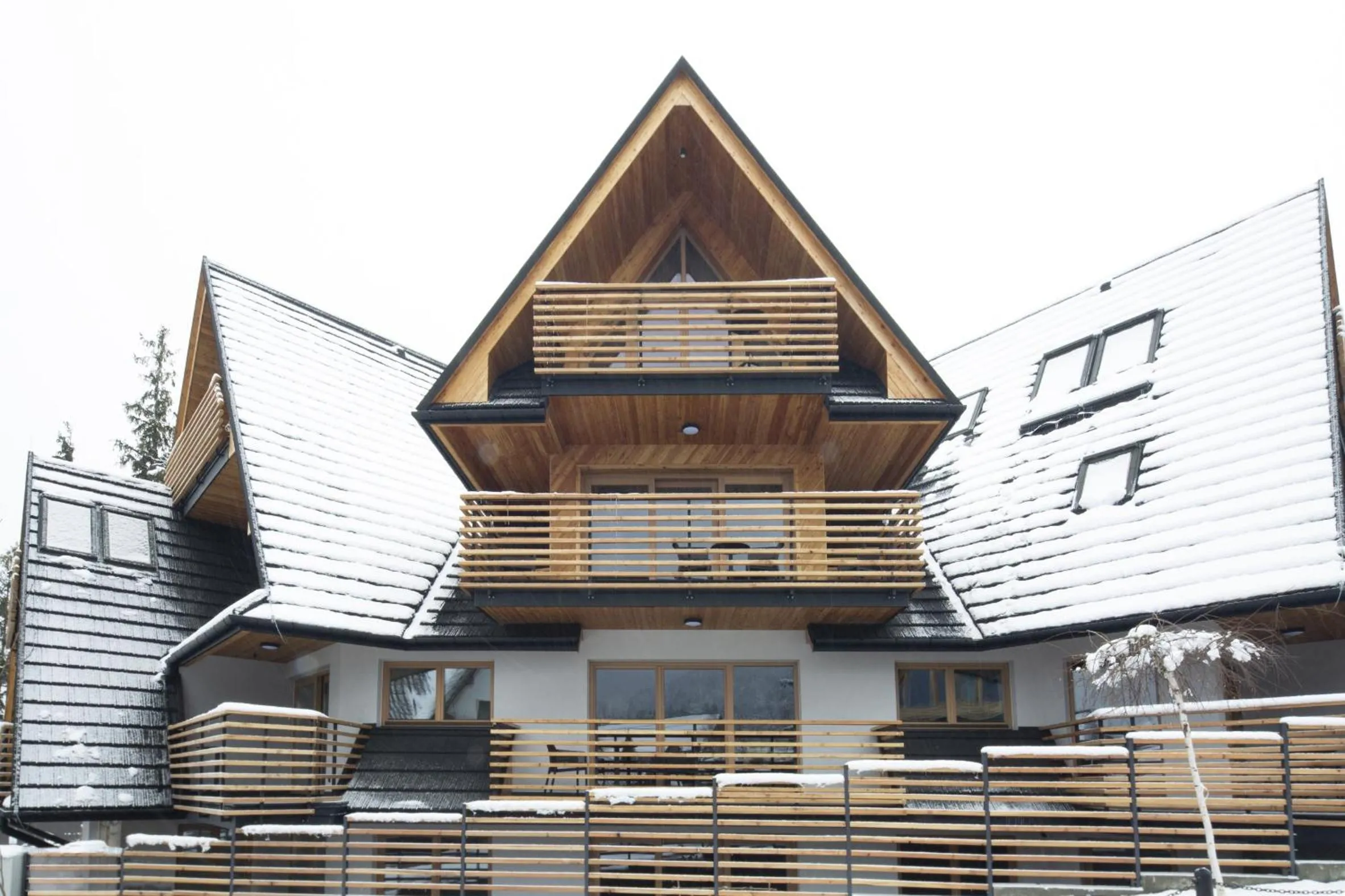 Property building in Green Deer Premium