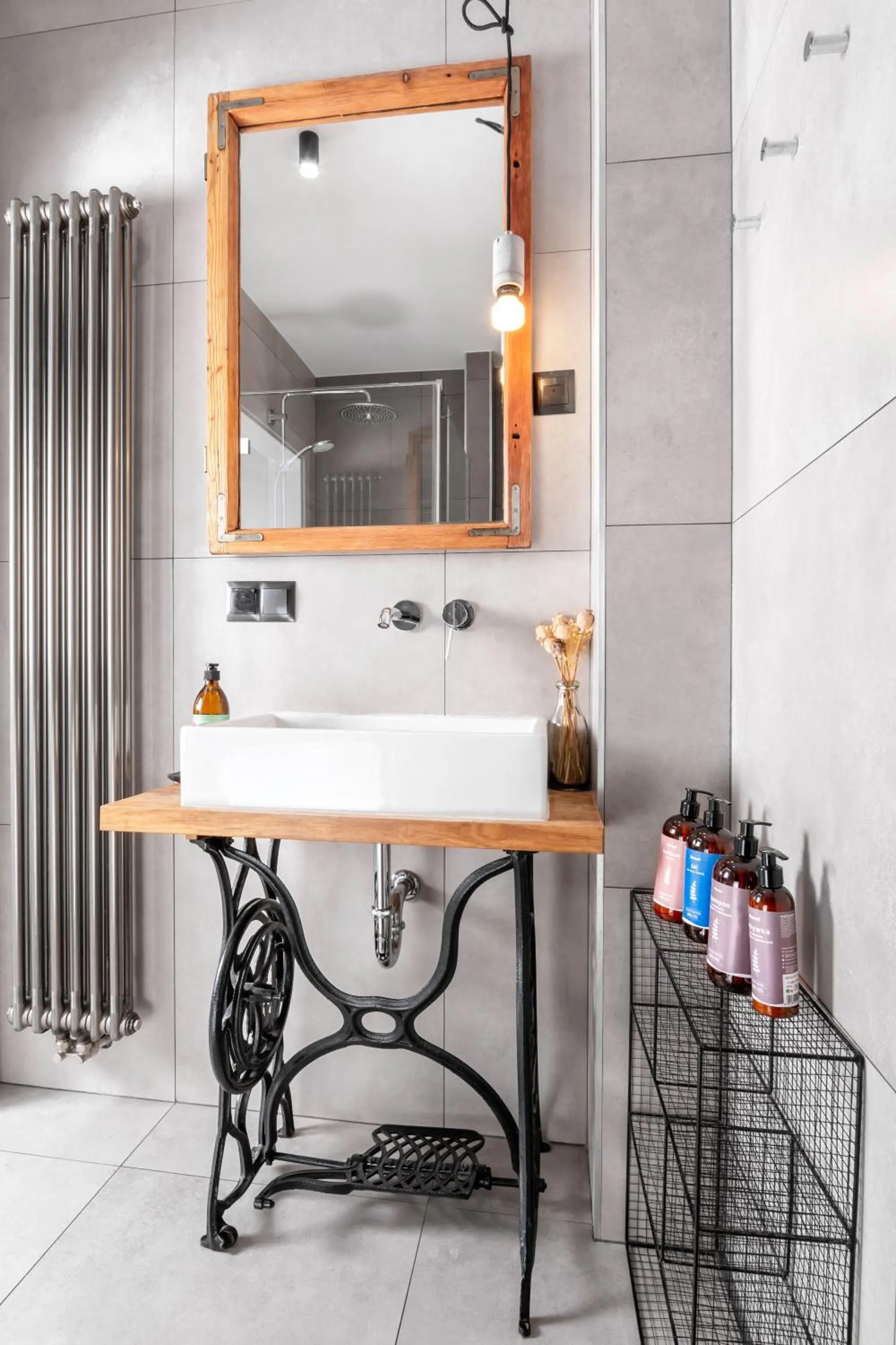 Bathroom in Green Deer Premium