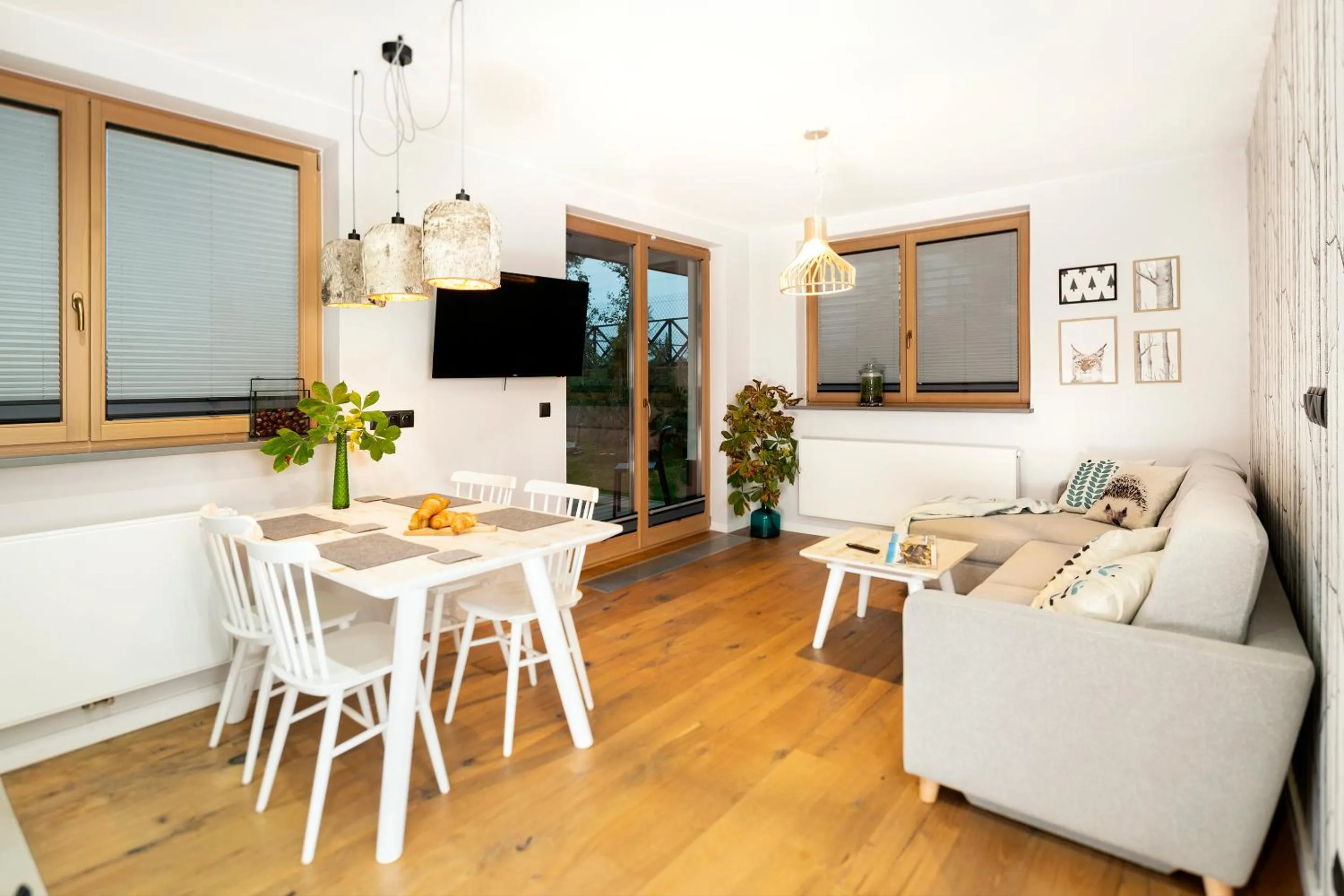 Living room in Green Deer Premium