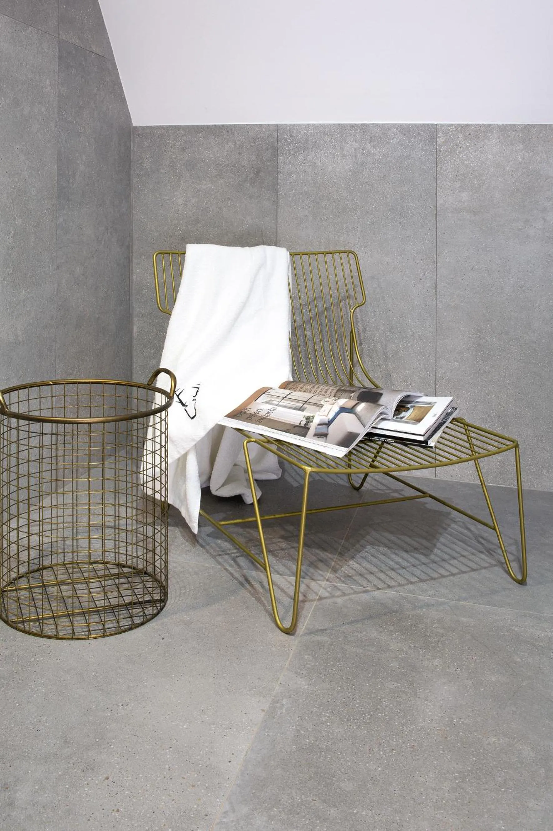 Bathroom in Green Deer Premium