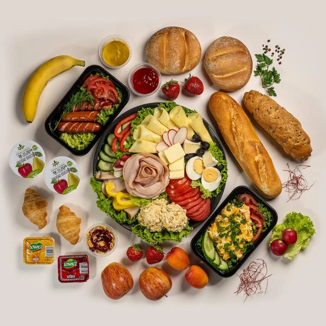 Breakfast in Green Deer Premium