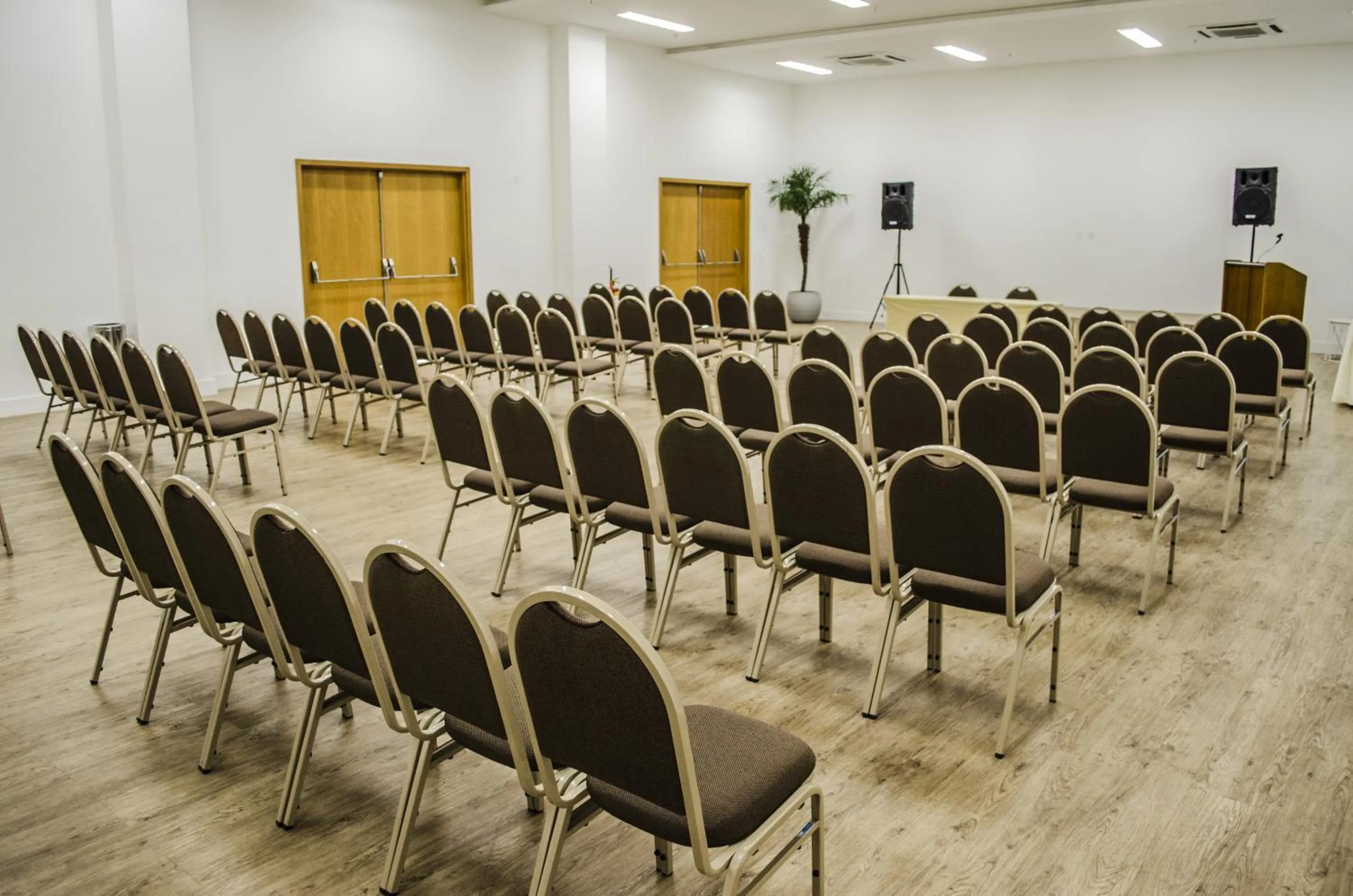 Business facilities in Porto Marina Rede Mont Blanc