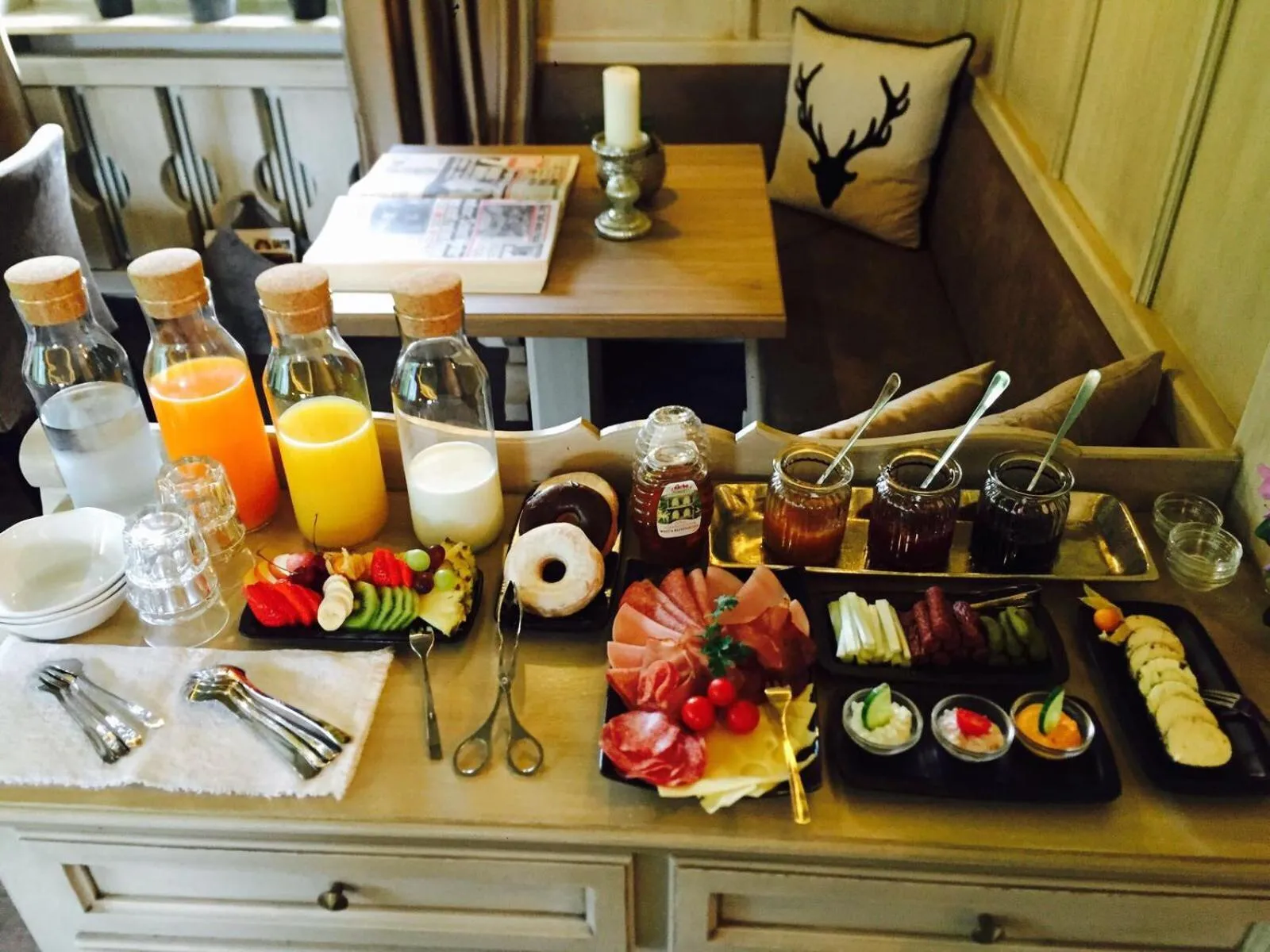 Buffet breakfast in Boutiquehotel Säumler