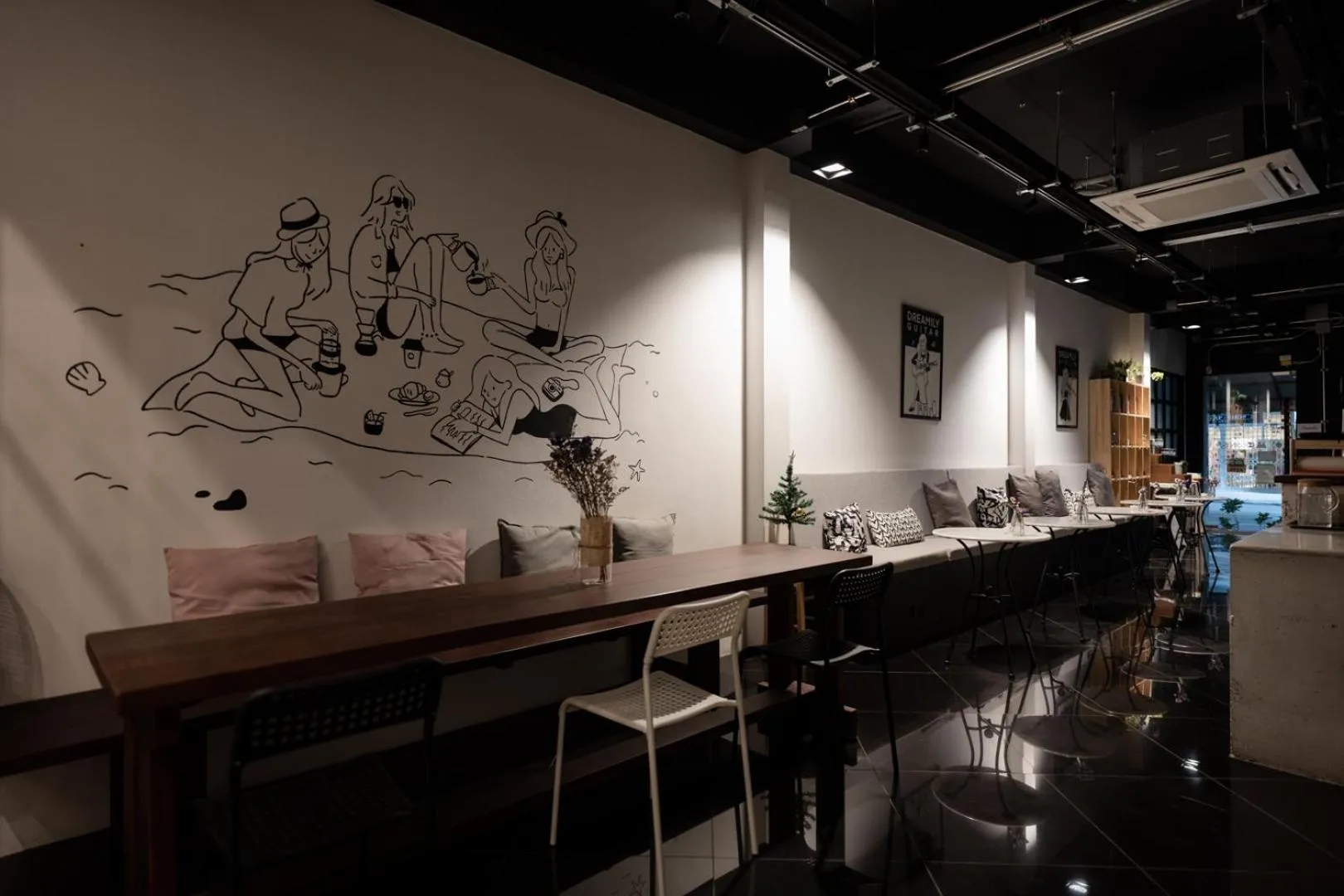 Coffee/tea facilities in Niece Hostel Phuket - Bangtao Beach