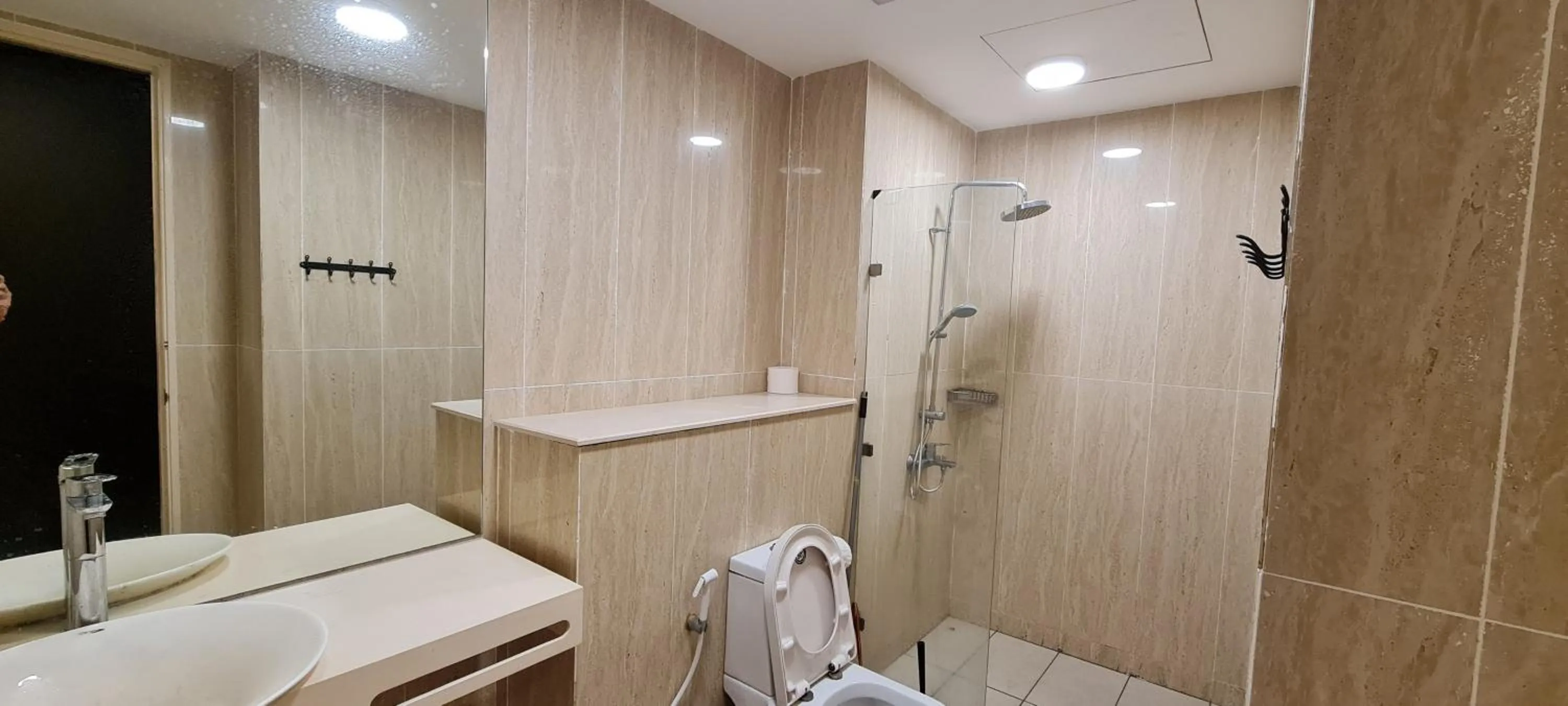 Bathroom in My Misto Homestay, Riverson Soho